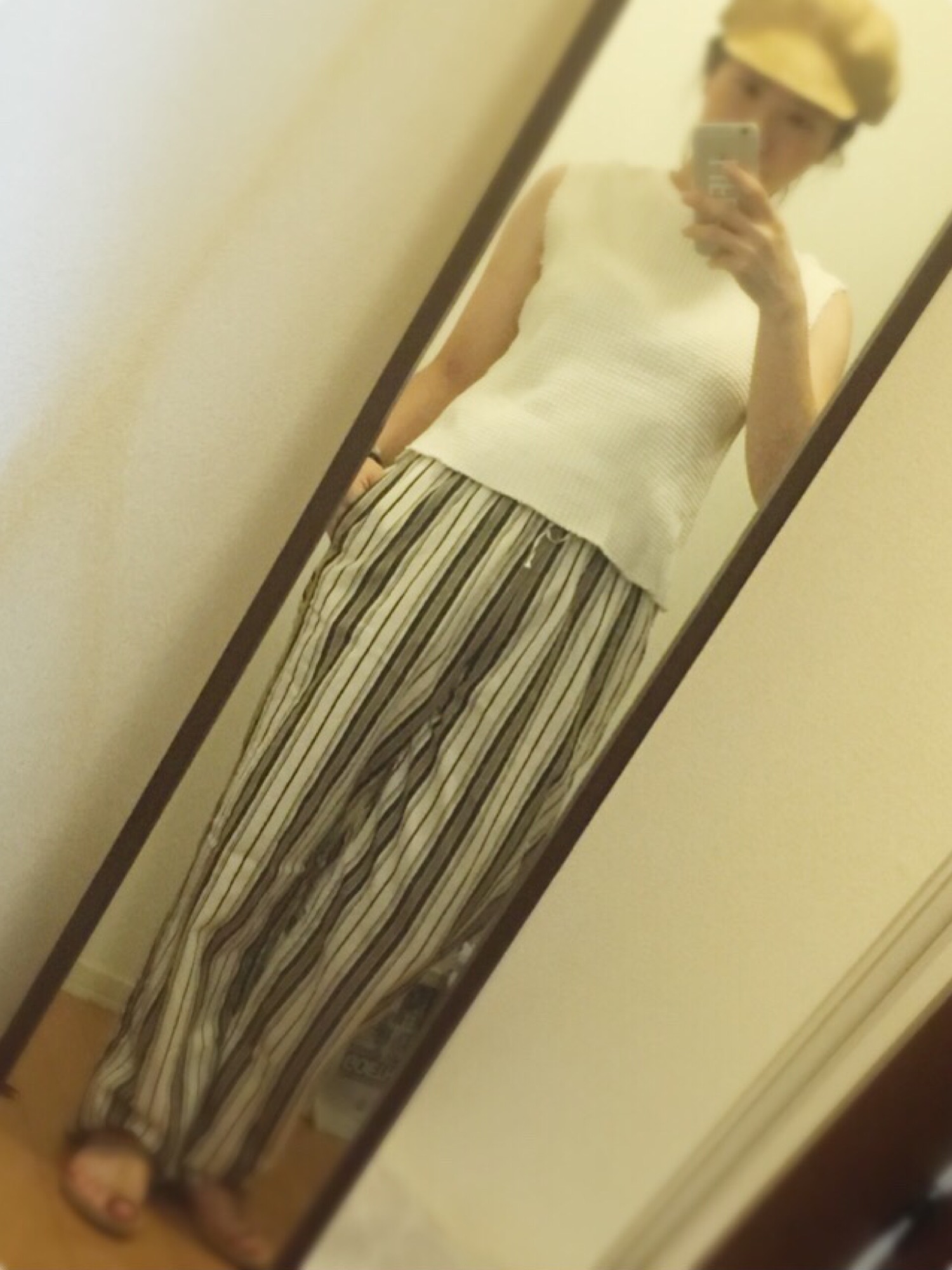 新品TODAYFULカットオフワッフルタンクトップ♡ TODAYFUL - 新品TODAYFULカットオフワッフルタンクトップ♡の通販 by