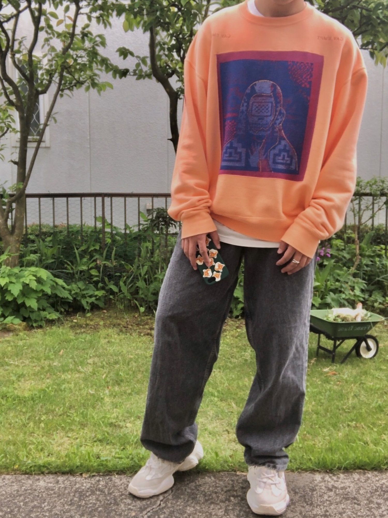 C.E（シーイー）の「【C.E / シーイー】 DIAL CUT CREW NECK 