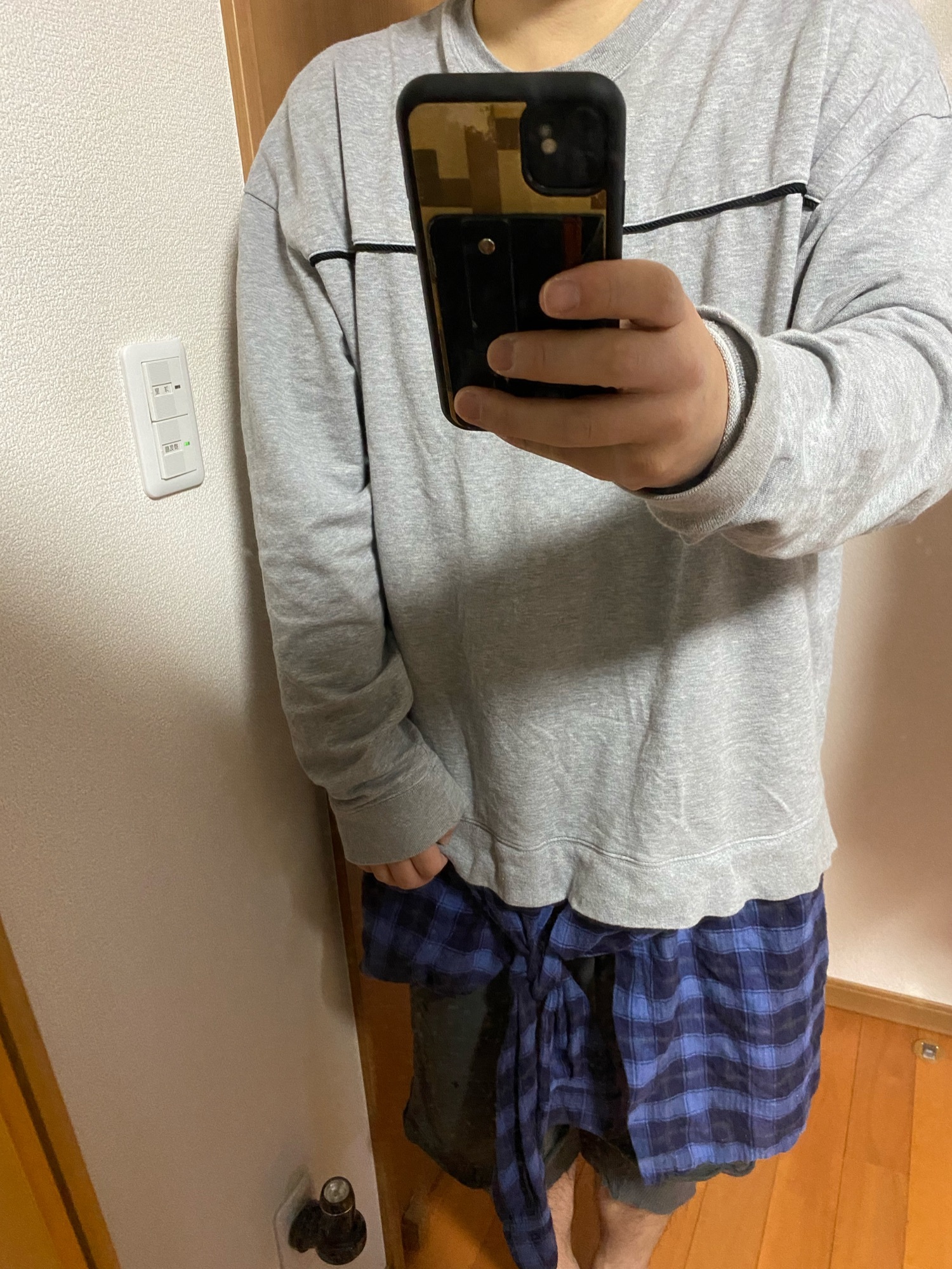 glamb（グラム）の「Bullock layered sweat / ブロックレイヤード 