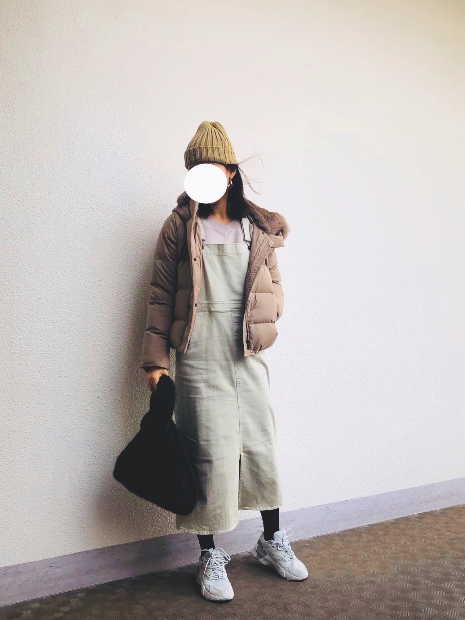 URBAN RESEARCH（アーバンリサーチ）の「ラビットフードストレッチ 