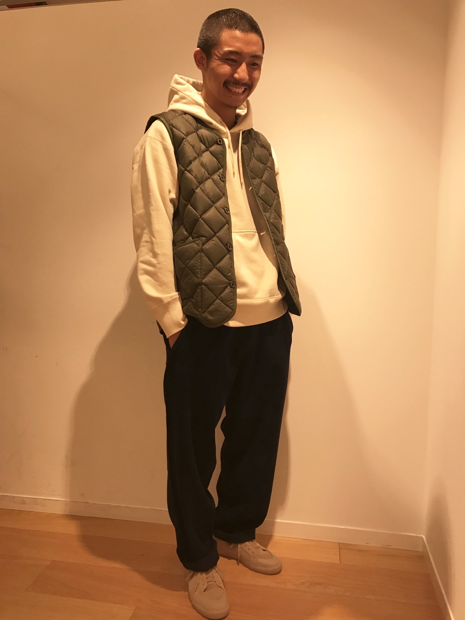 【美品】gymphlex ジムフレックス　ハンドキルトダウンベスト　L GYMPHLEX（ジムフレックス）の「ハンドキルトダウン ベスト MEN