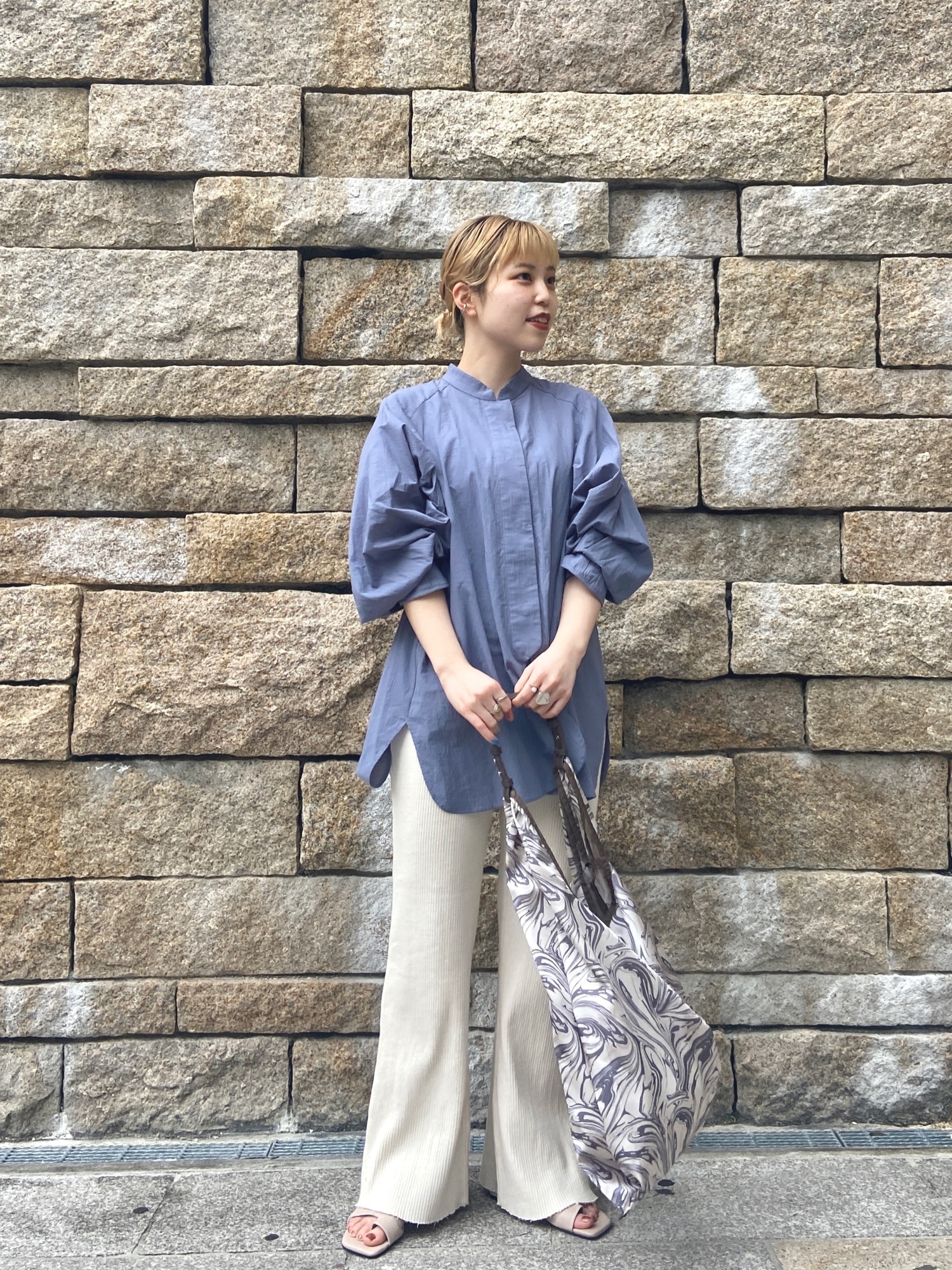 CAPRICIEUX LE MAGE　袖タックパフシャツ 袖タックパフシャツ - CAPRICIEUX LE'MAGE(カプリシュレマージュ)天神