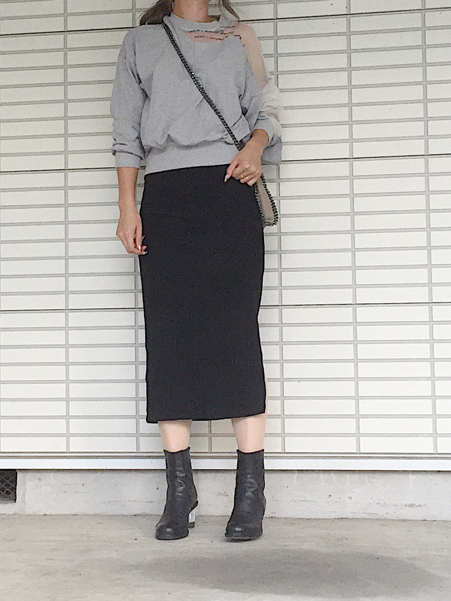 Ameri（アメリ）の「MISALIGNED SWEAT（スウェット）」 - WEAR