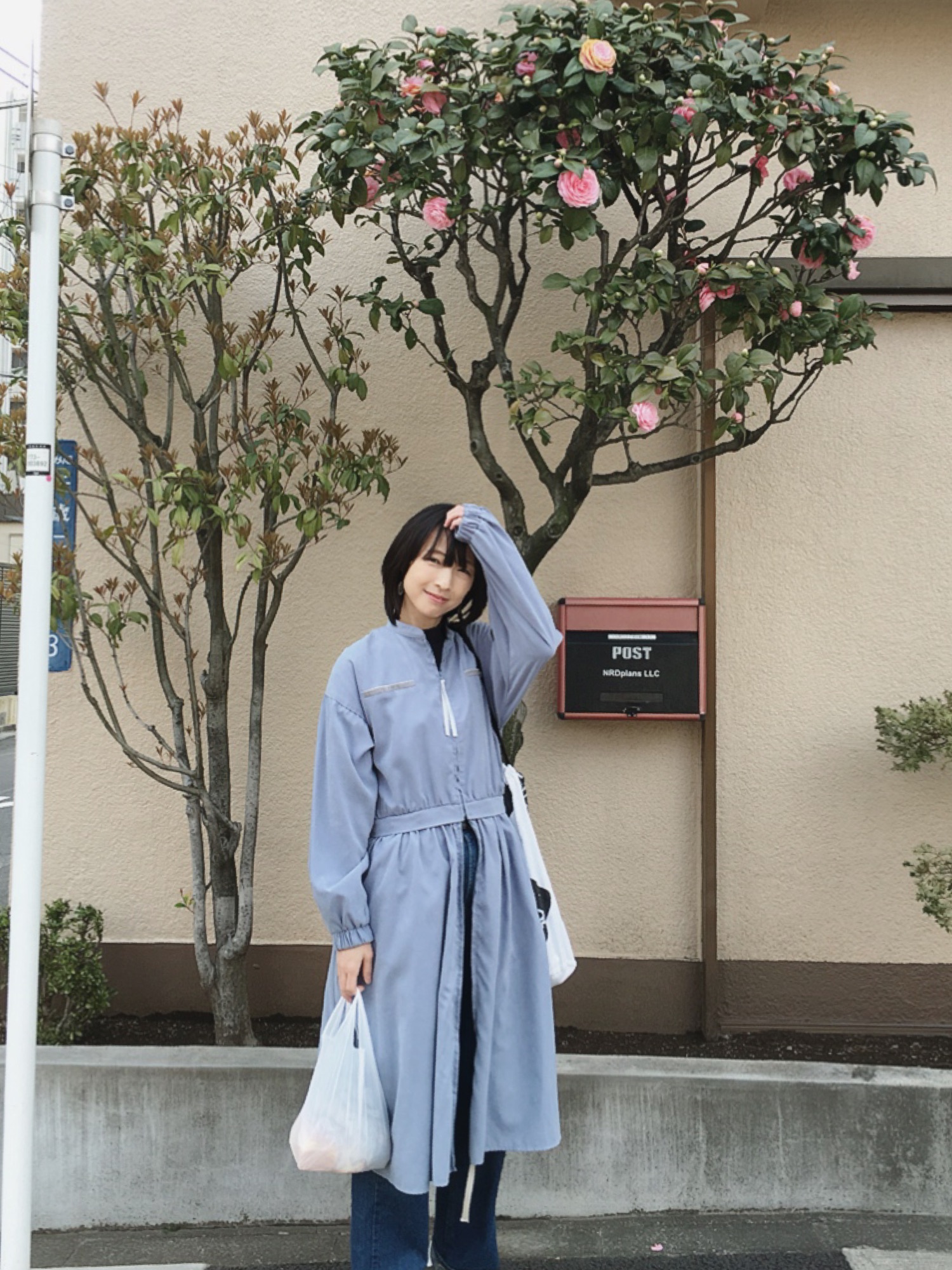 merry jenny - 2way ロングブルゾン ブルー ▽ merry jenny merry jenny（メリージェニー）の「2wayﾛﾝｸﾞﾌﾞﾙｿﾞﾝ（ブルゾン）」 - WEAR