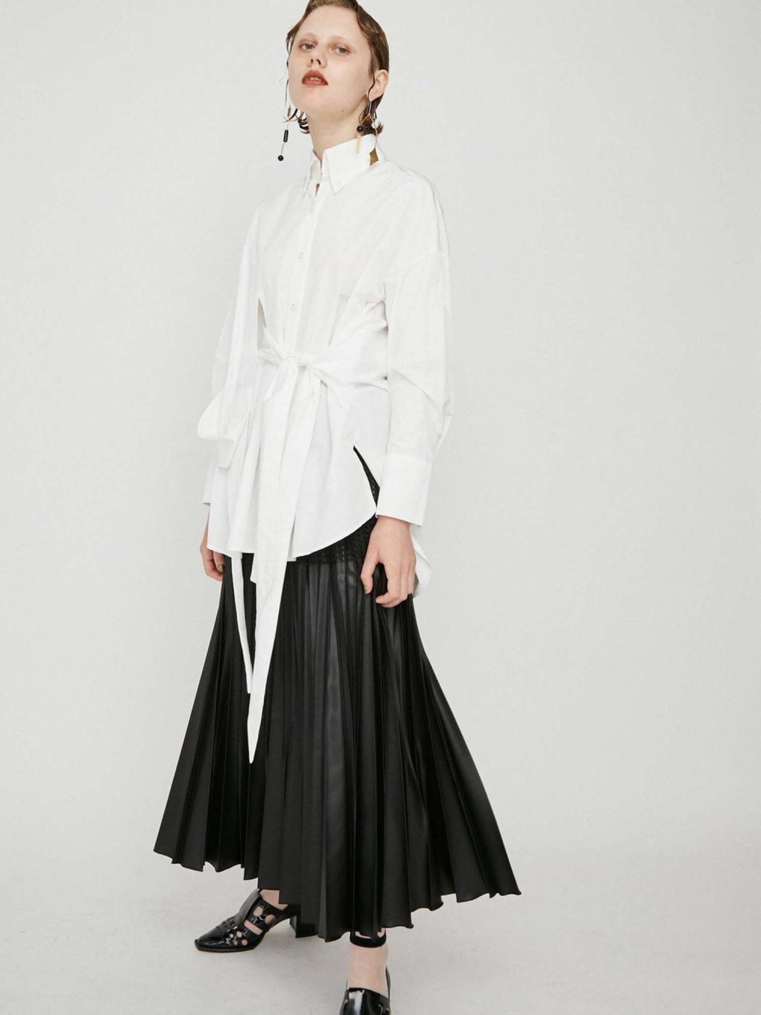 UN3D. SASH OVER SHIRTS クリーニング済 UN3D.（アンスリード）の「SASH OVER SHIRTS（シャツ/ブラウス