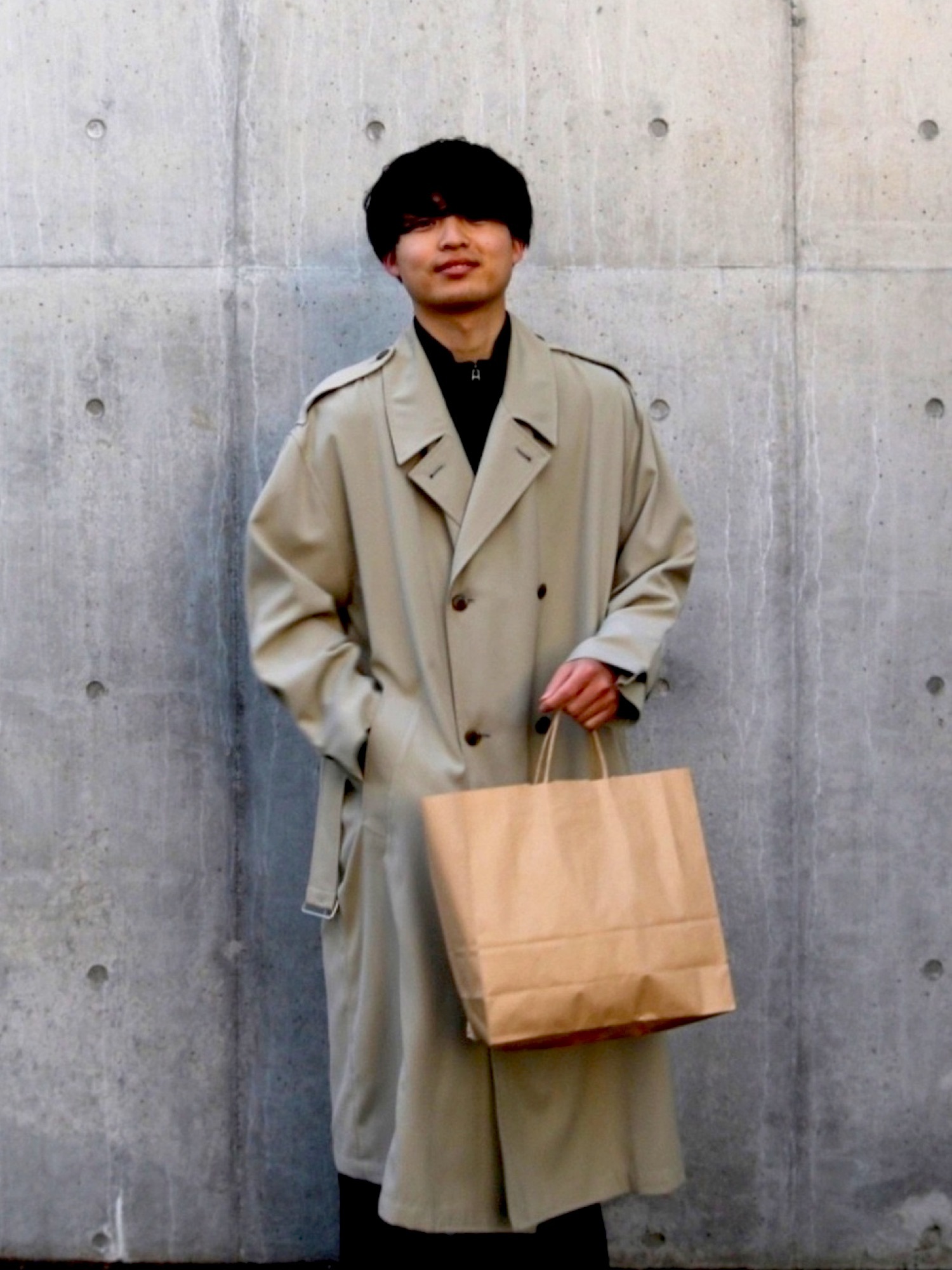 GIULIANO FIJIWARAのトレンチコートを使った人気ファッション