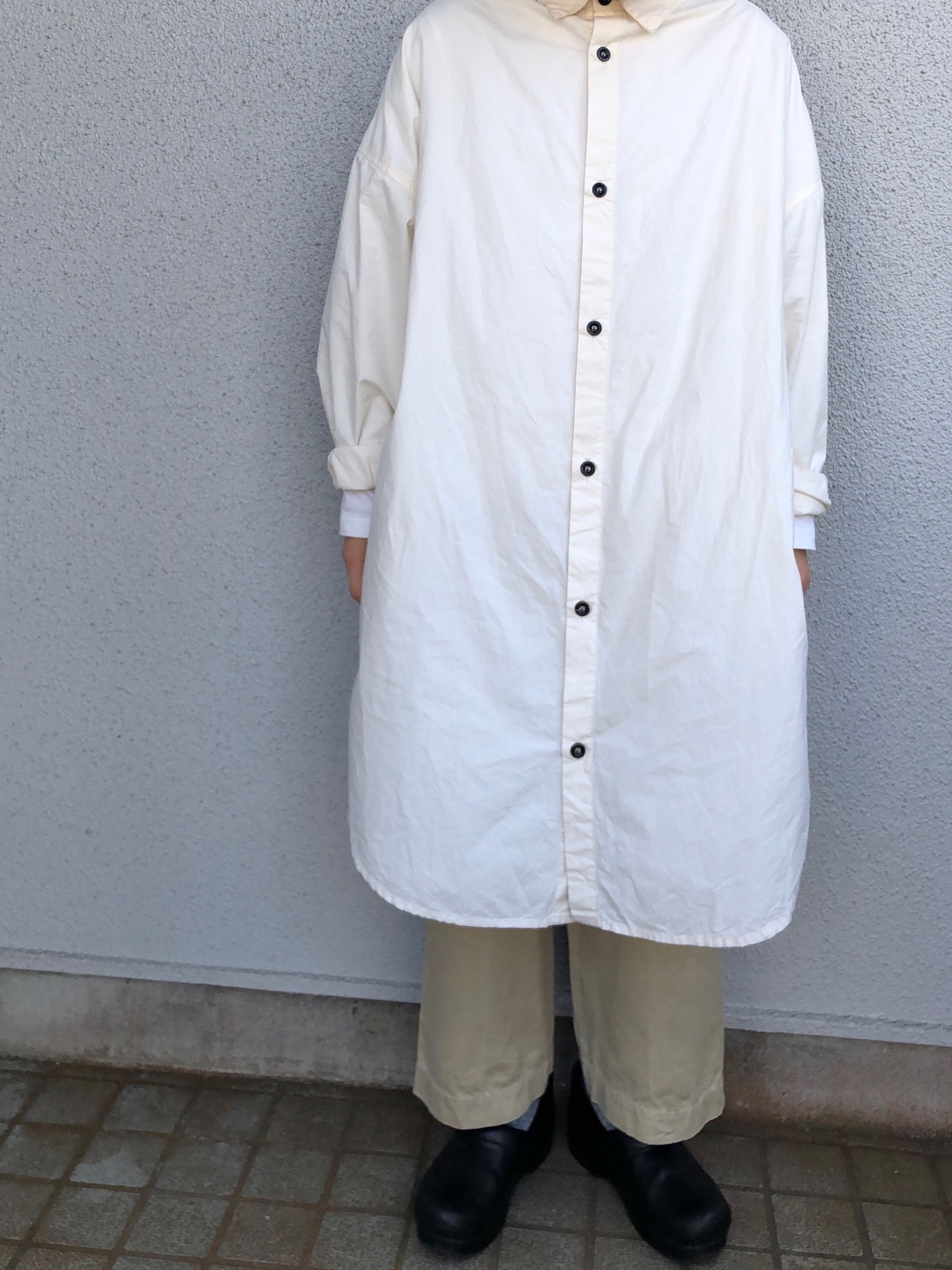 Yarmoのシャツワンピースを使った人気ファッションコーディネート - WEAR