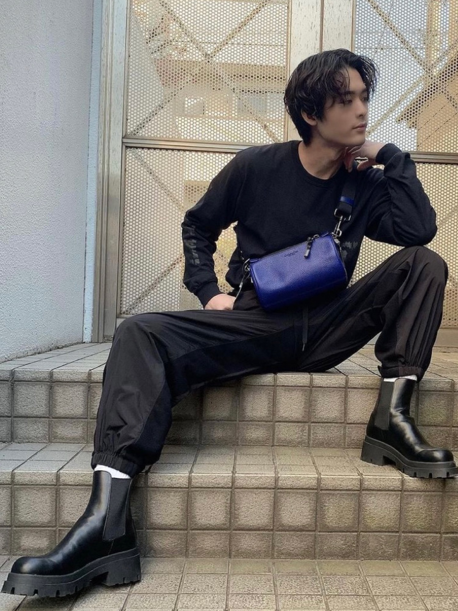 Alexander Wangのカーゴパンツを使った人気ファッションコーディネート 