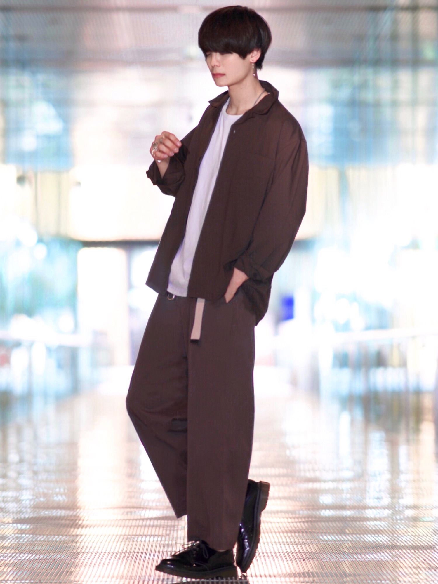 犬飼京 inukai kei｜MONO-MARTのスラックスを使った