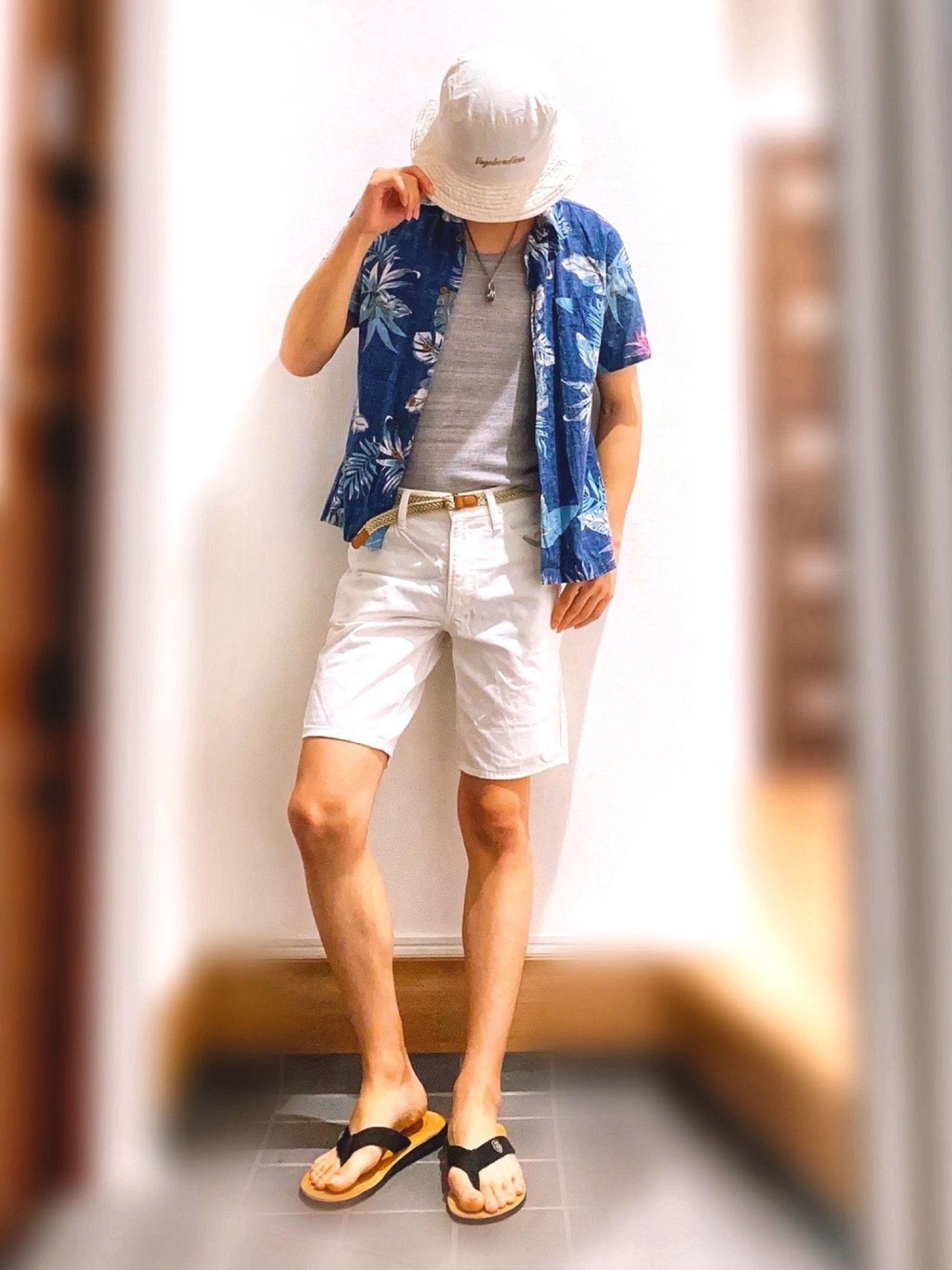 ホワイト ポロシャツ ショートパンツ ハット セット ハットを