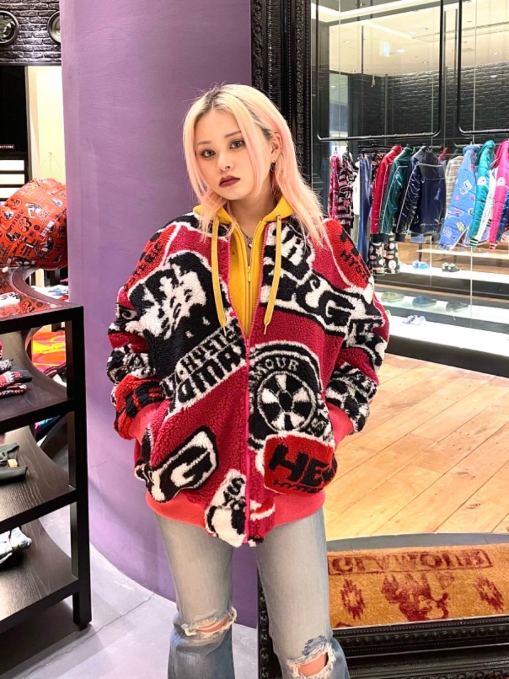 HYSTERIC GLAMOUR（ヒステリックグラマー）の「SMOKING GIRL ショート