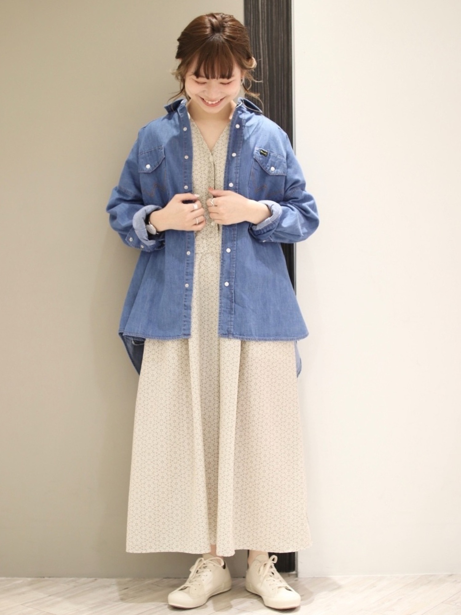 美品 URBAN RESEARCH DOORS ジオメトリックプリントワンピース 新品♪アーバンリサーチドアーズ ジオメトリックプリント
