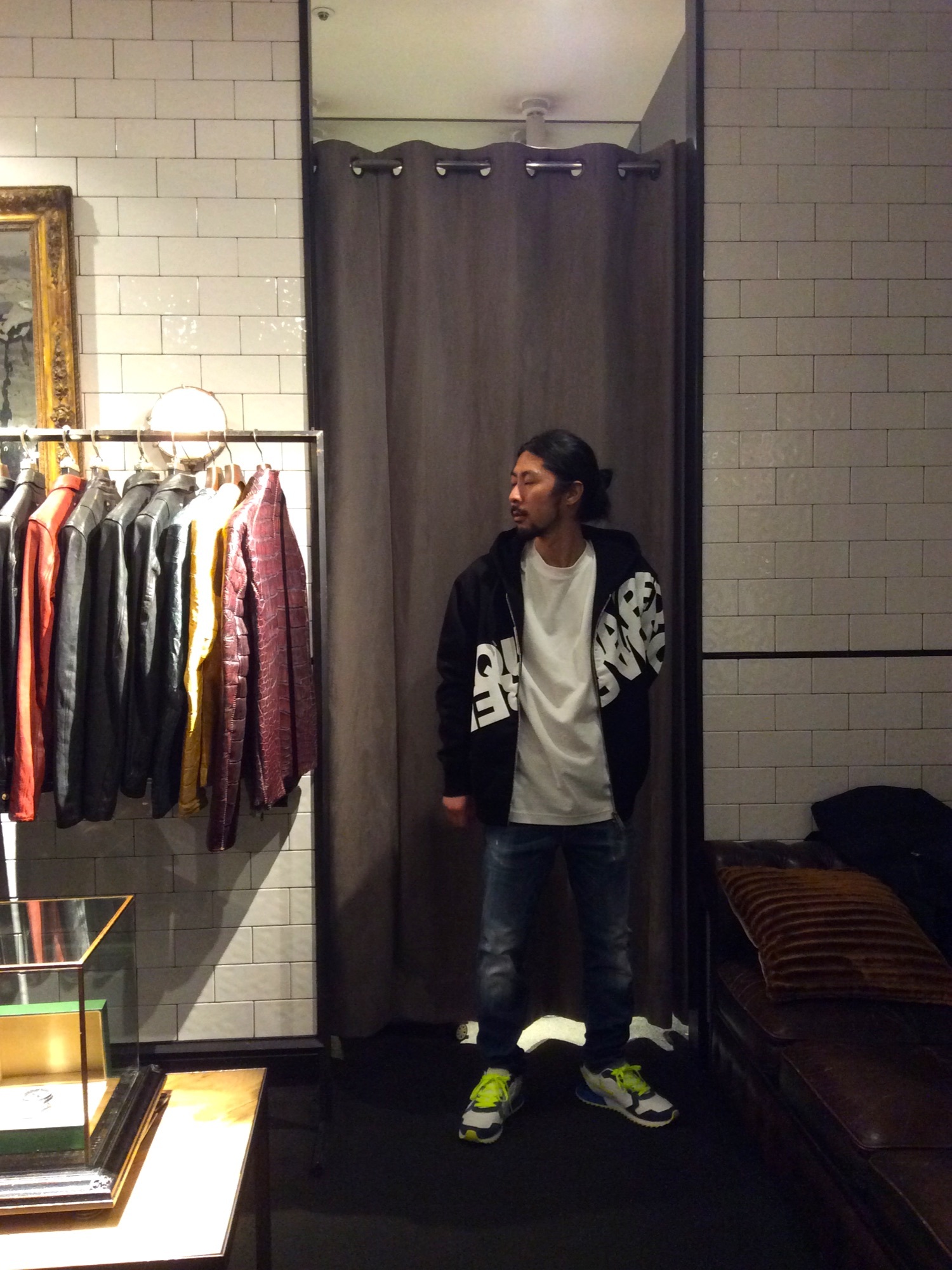 関税送料込★DSQUARED2 ヘルカリナ パーカー 関税送料込☆DSQUARED2 ヘルカリナ パーカー (D SQUARED2