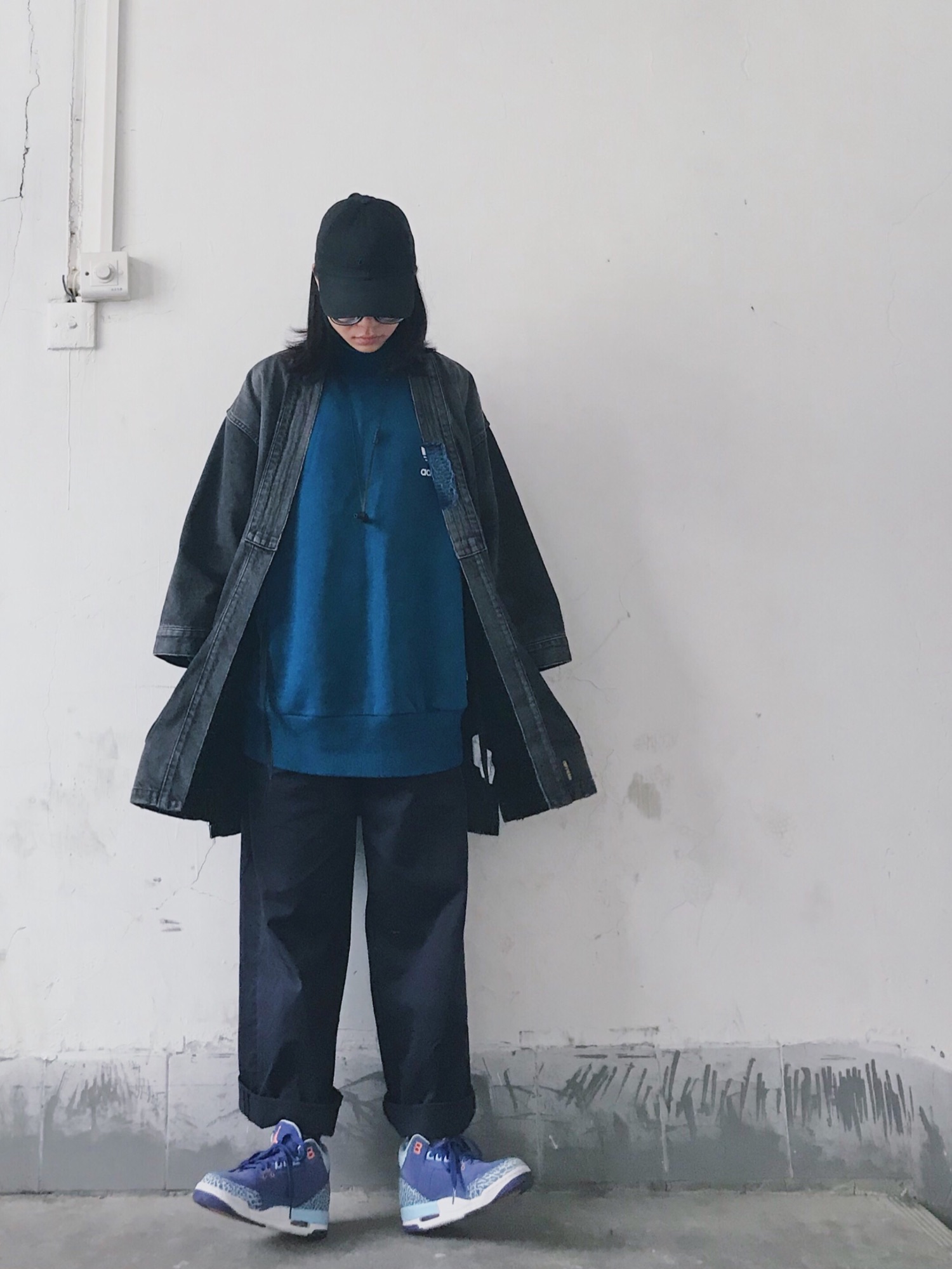 CHEVIGNONのデニムジャケットを使った人気ファッションコーディネート