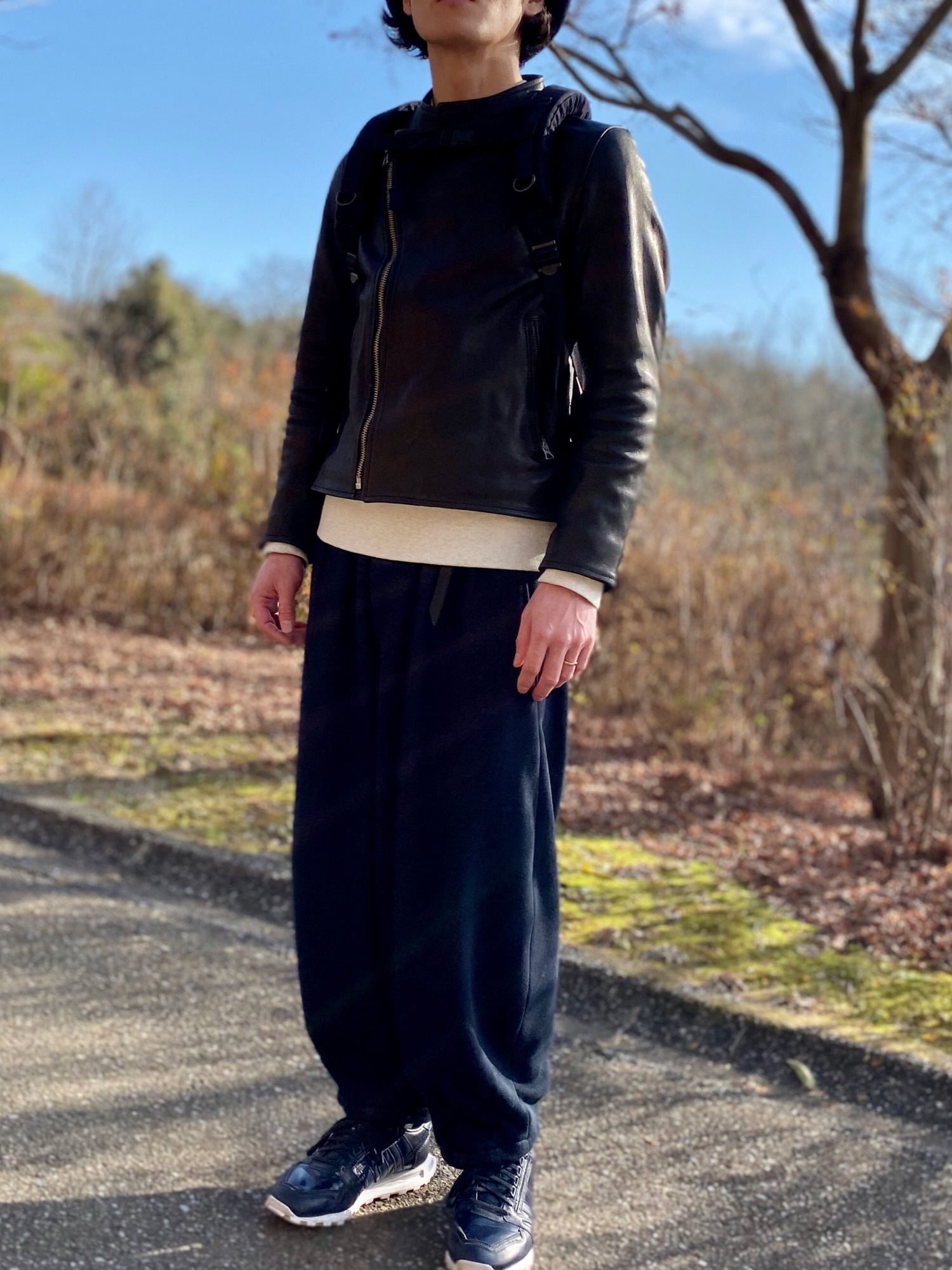 adidas オズガイア　27.0cm Amazon.co.jp: adidas Women's Falcon : ファッション