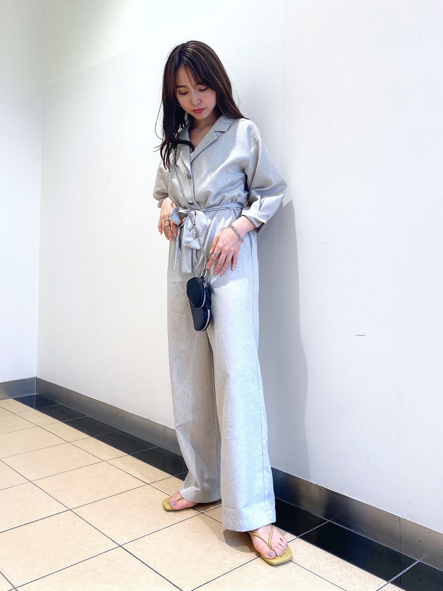 JEANASISのつなぎ/オールインワンを使った「ジャンプスーツ」の人気 