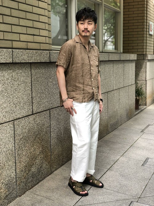 INDIVIDUALIZED SHIRTS（インディビジュアライズドシャツ）の
