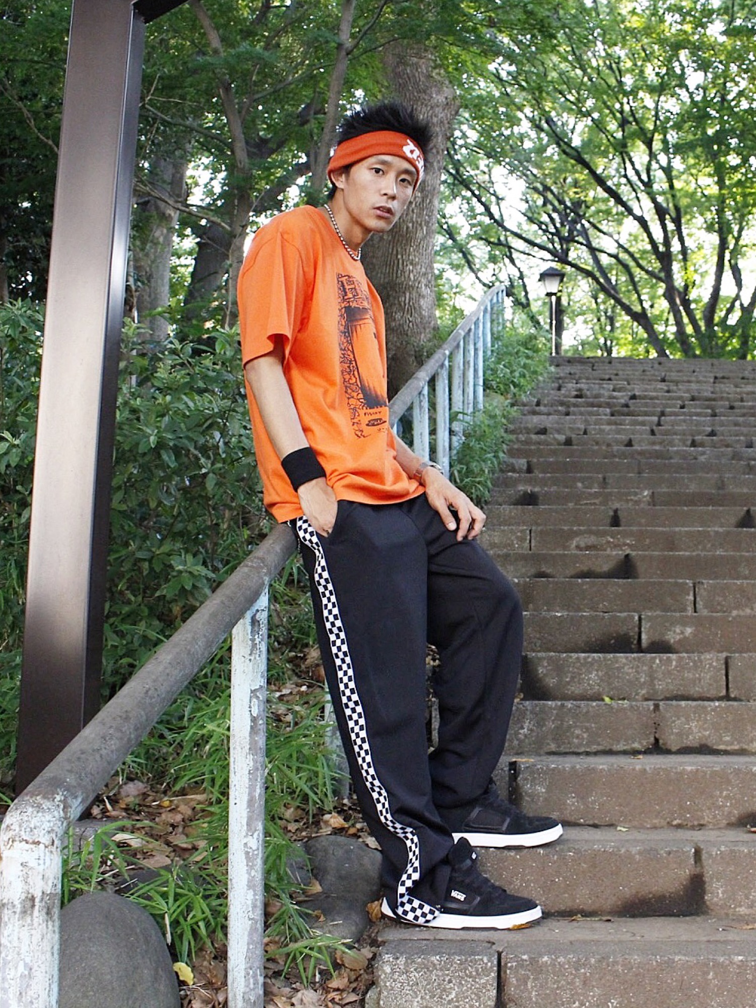VANS トラックパンツ チェッカーライン ロゴ刺繍 ヴァンズ セットアップ可能 VANS（バンズ）の「VANS/ヴァンズ CHECKER SPORTS TRACK PANTS
