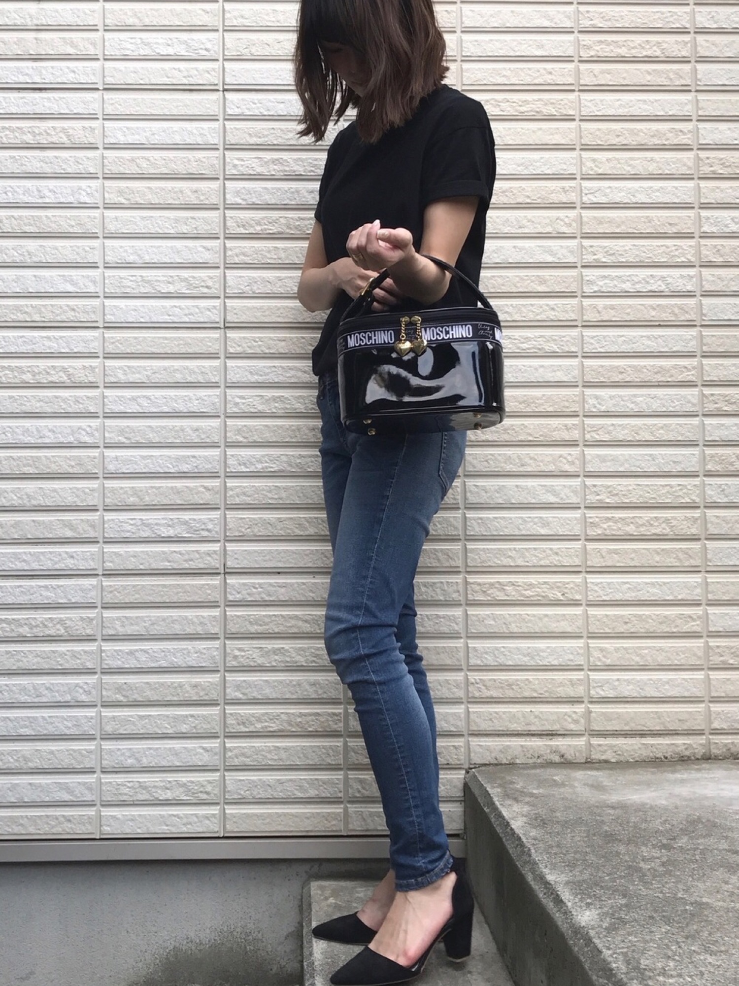 良品 モスキーノ MOSCHINO メイクポーチ バニティバッグ エナメル 良品 モスキーノ MOSCHINO メイクポーチ バニティバッグ エナメル