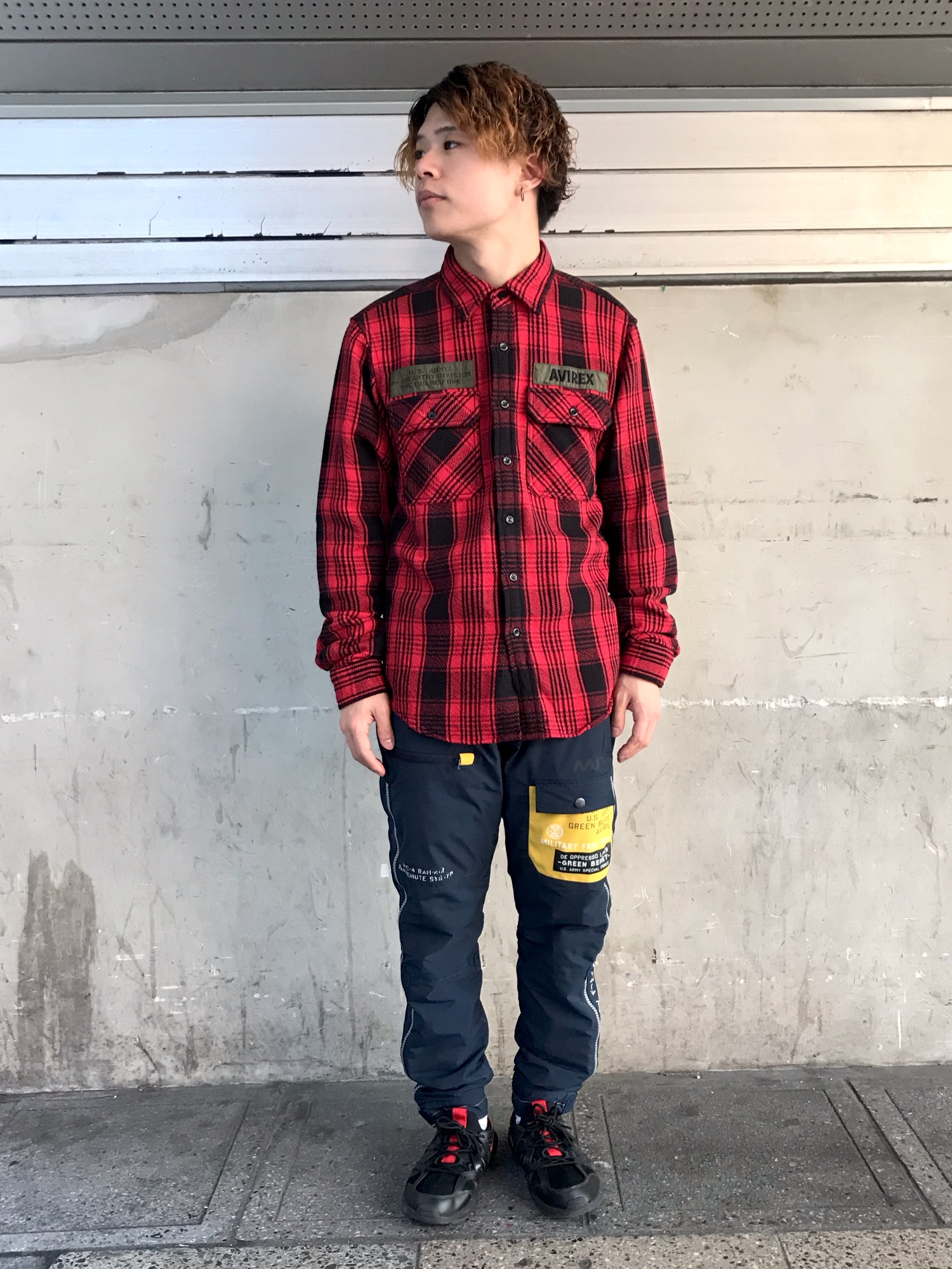 AVIREX（アヴィレックス）の「リモデル サイドジップ パンツ/REMODEL