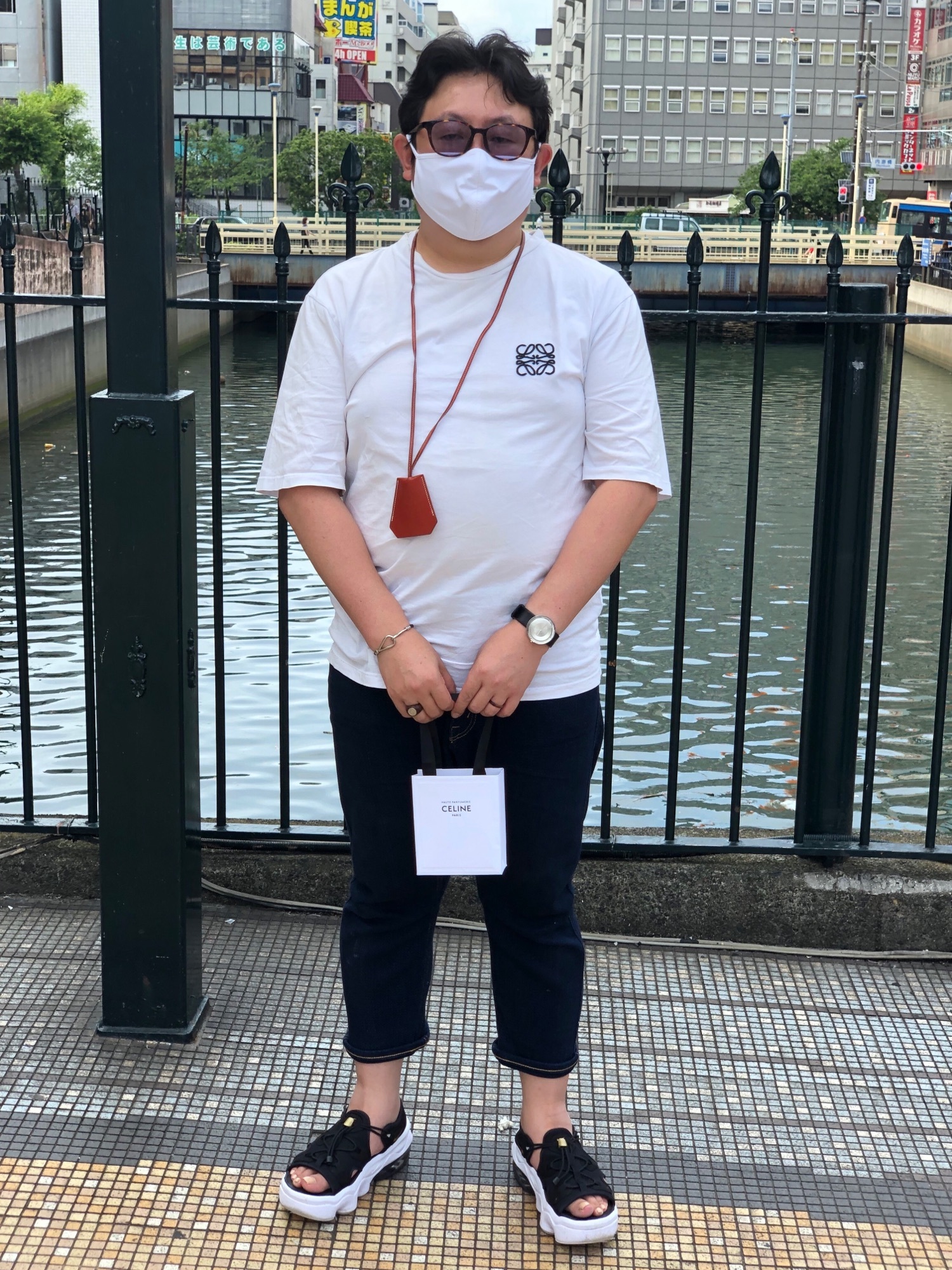 LOEWEのTシャツ/カットソーを使った人気ファッション