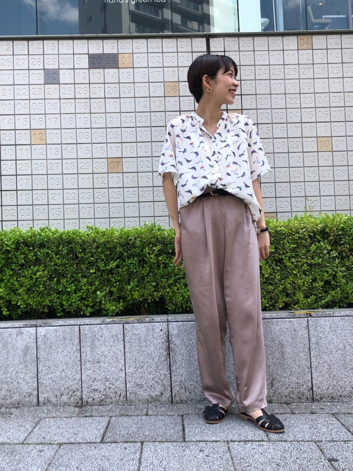 NOMBRE IMPAIR（ノンブルアンペール）の「カラフルバード ワイド 