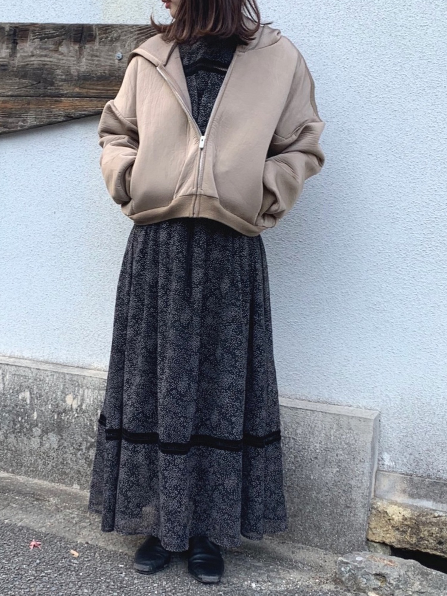 パーカー AMERI SHINY BONDING PARKA Ameri（アメリ）の「SHINY BONDING PARKA（パーカー）」 - WEAR