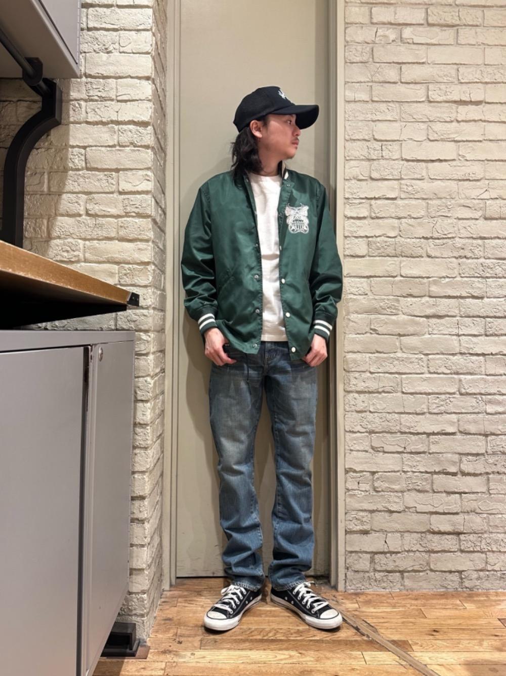 新品 ヒステリックグラマー LEVITATED GIRL コーチジャケット HYSTERIC GLAMOUR（ヒステリックグラマー）の「LEVITATED GIRL