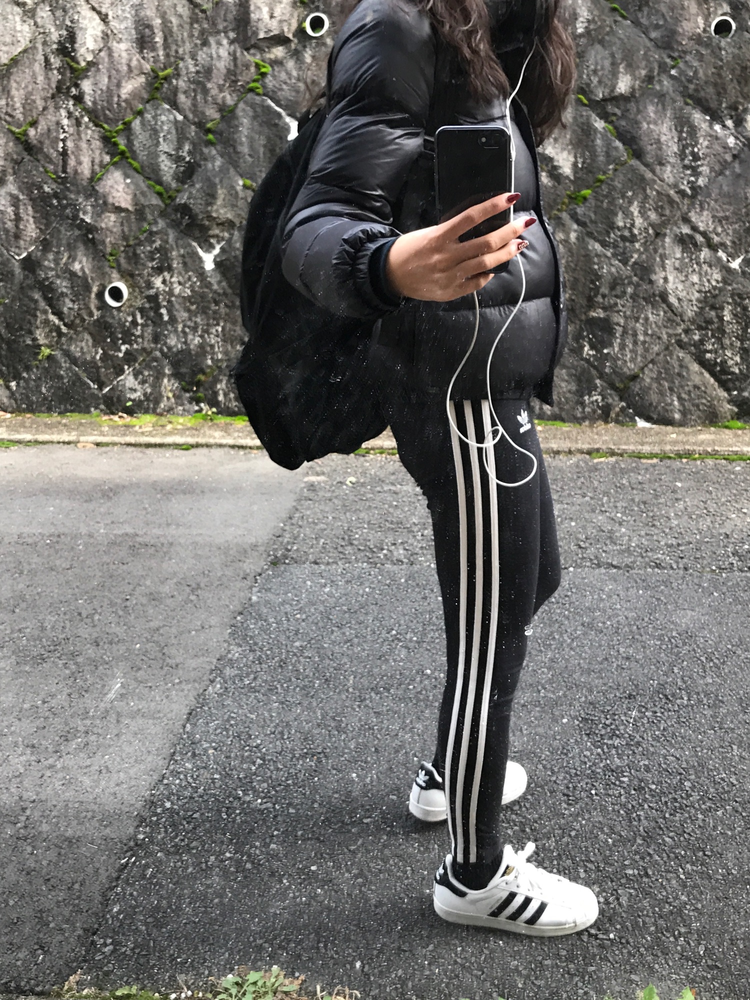 adidas レギンス 森星着用 外村沙良｜adidas Originalsのレギンス/スパッツを使った