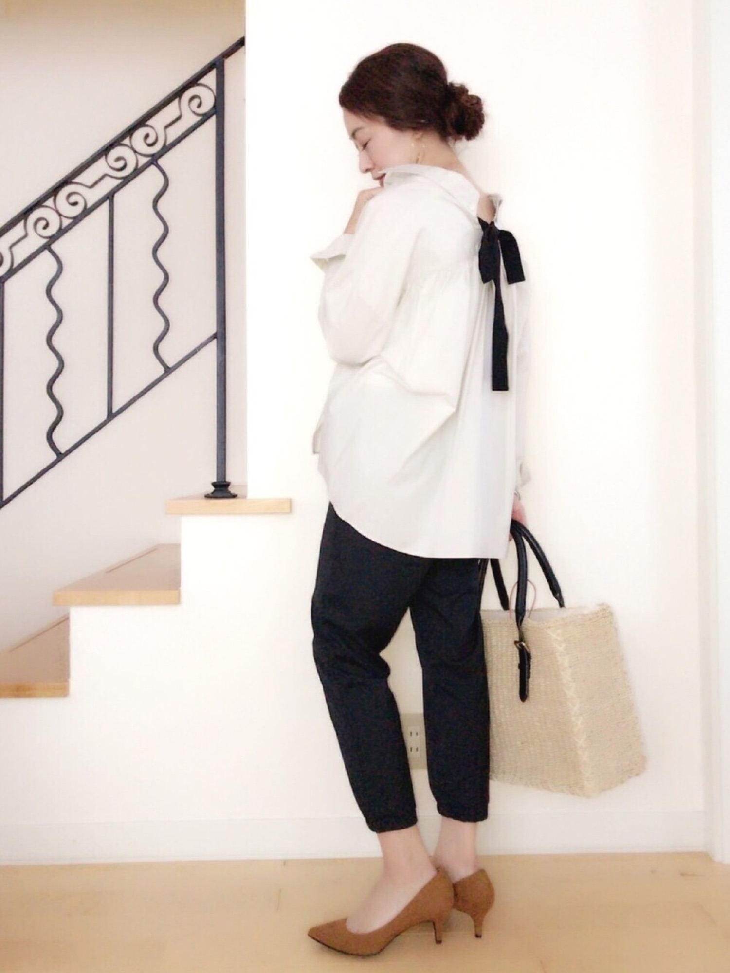 【URBAN RESEARCH】BACKリボンオーバーゆるっとシャツ URBAN RESEARCH（アーバンリサーチ）の「UR BACKリボンオーバーゆるっ