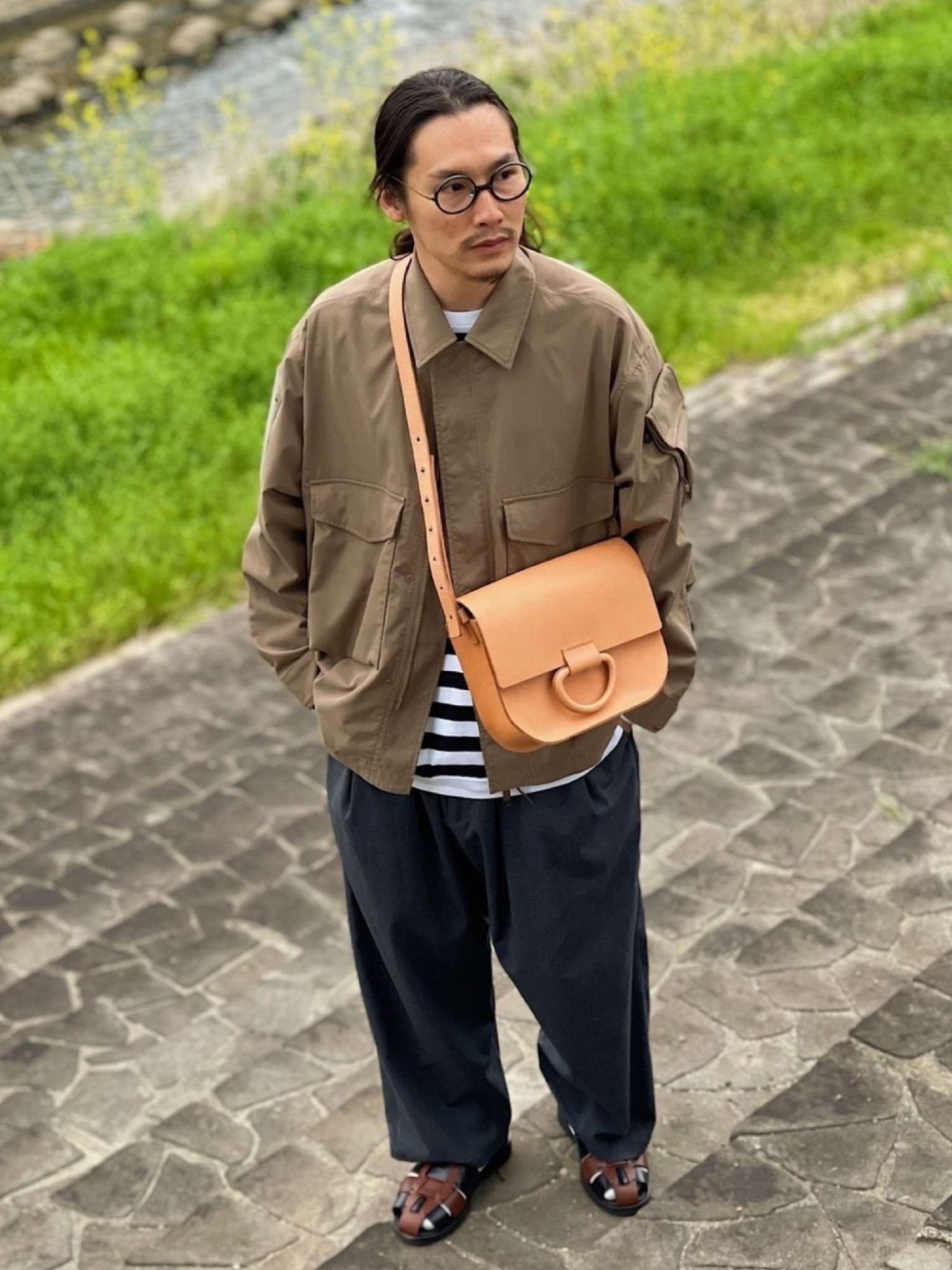 Crescioniのショルダーバッグを使った人気ファッションコーディネート 