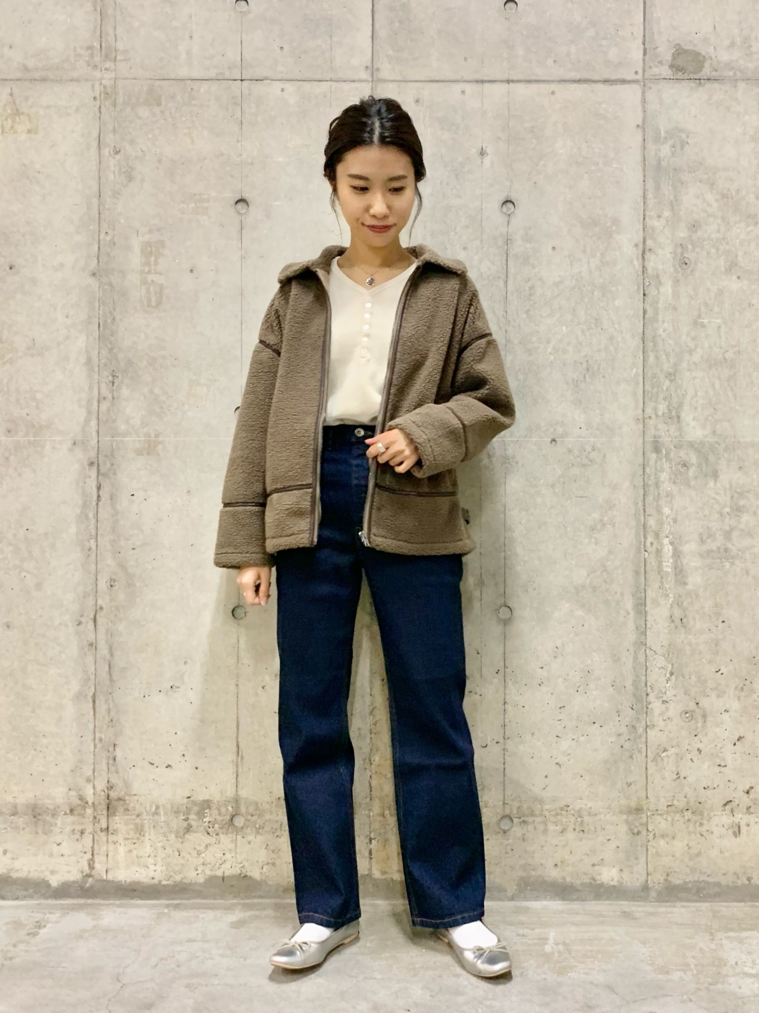 Moname（モナーム）の「ストレート デニムパンツ - Straight Denim