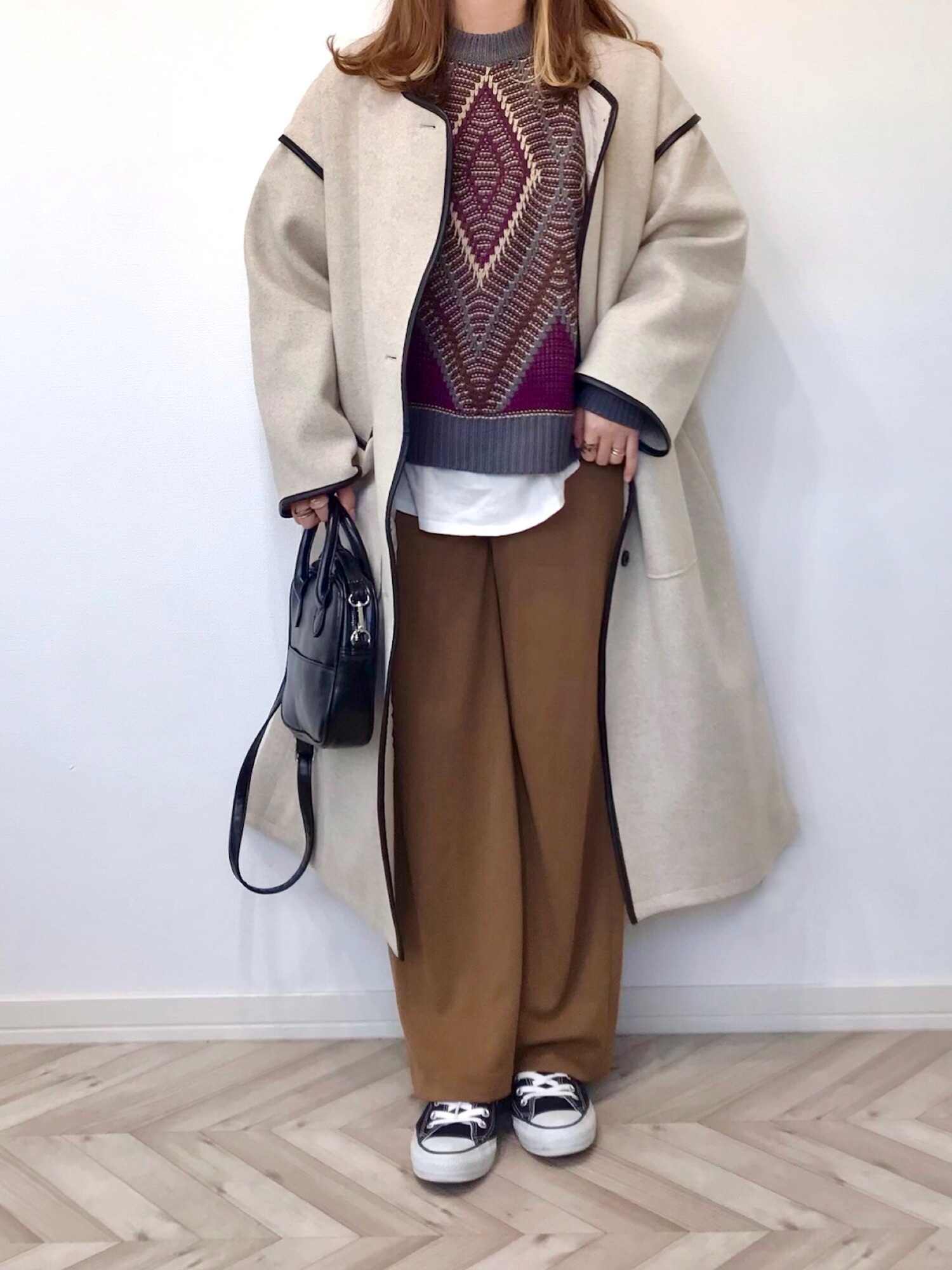 Auntie Rosa Holiday（アンティローザホリデー）の「レザー