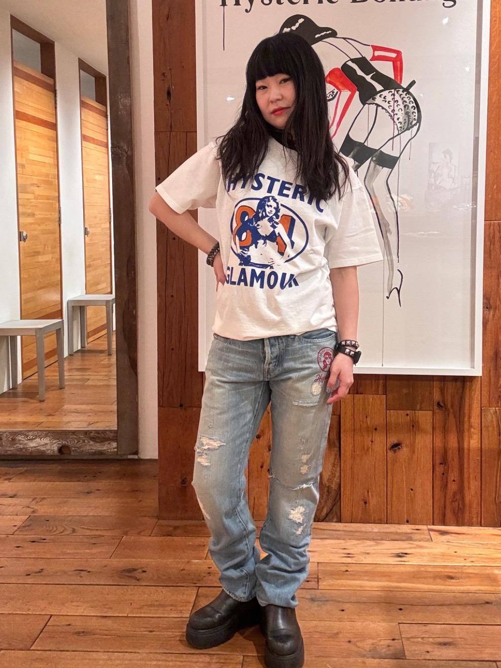 ヒステリックグラマー アメコミ tシャツ 総柄 HYSTERIC GLAMOUR（ヒステリックグラマー）の「COYOTE Tシャツ