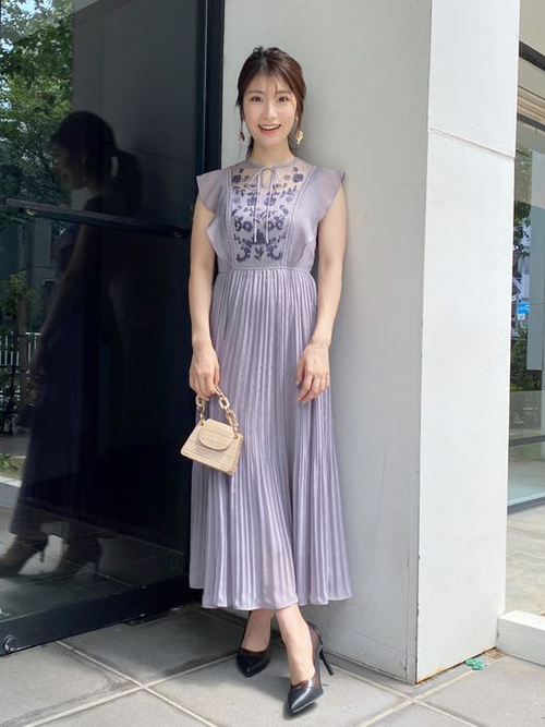 MERCURYDUO（マーキュリーデュオ）の「チュール刺繍×プリーツ