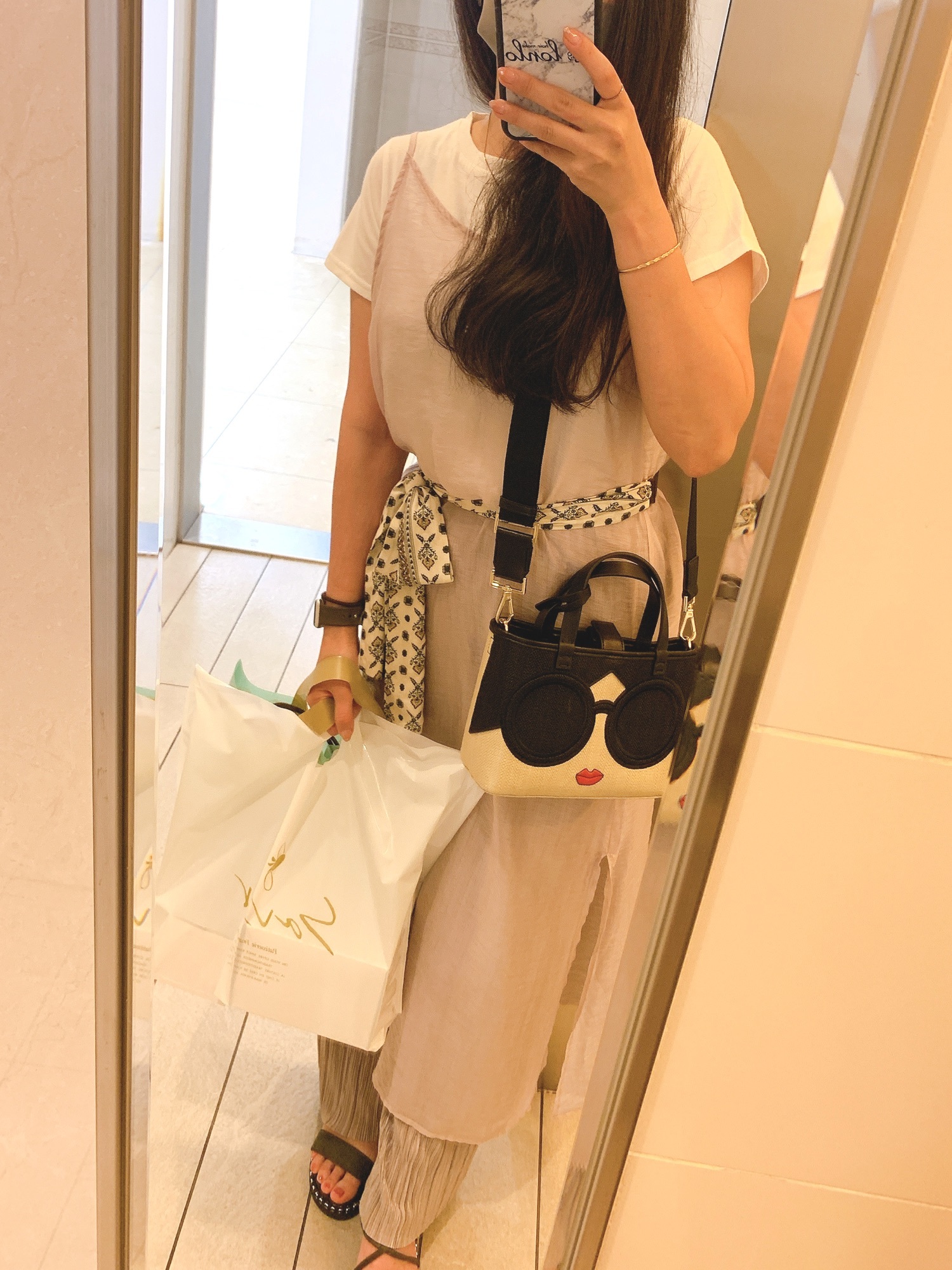 Alice+Olivia ステイシー　バッグチャーム Alice+Olivia ステイシー バッグチャーム alice+olivia】アリス