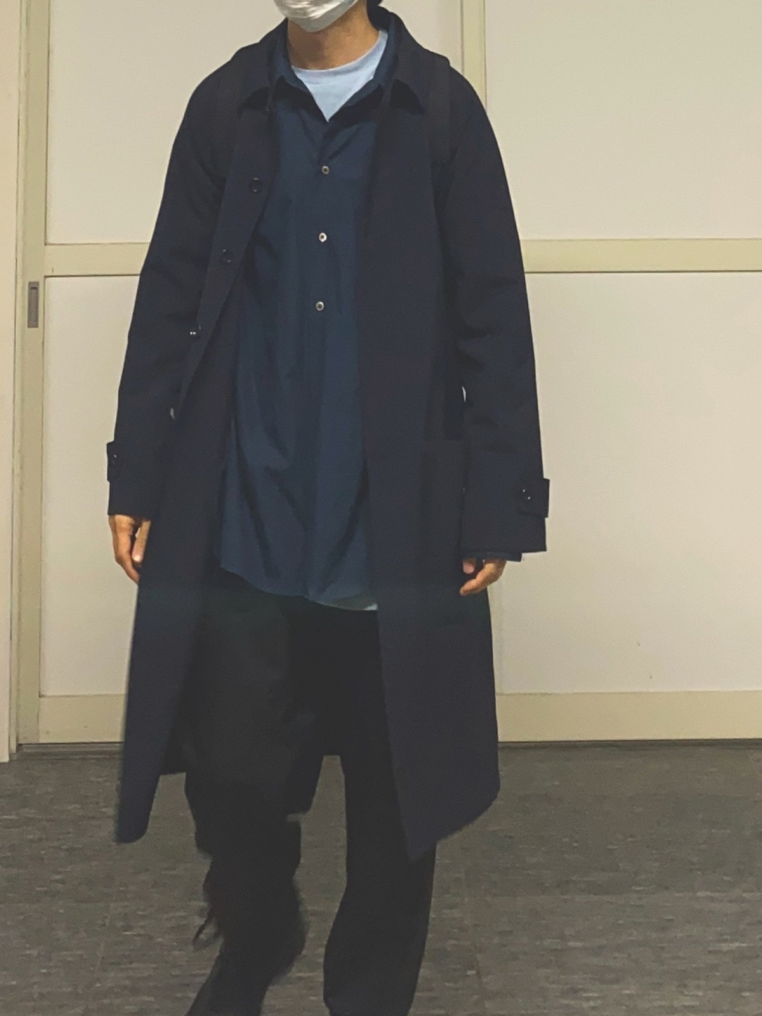 DIGAWELのステンカラーコートを使った人気ファッションコーディネート