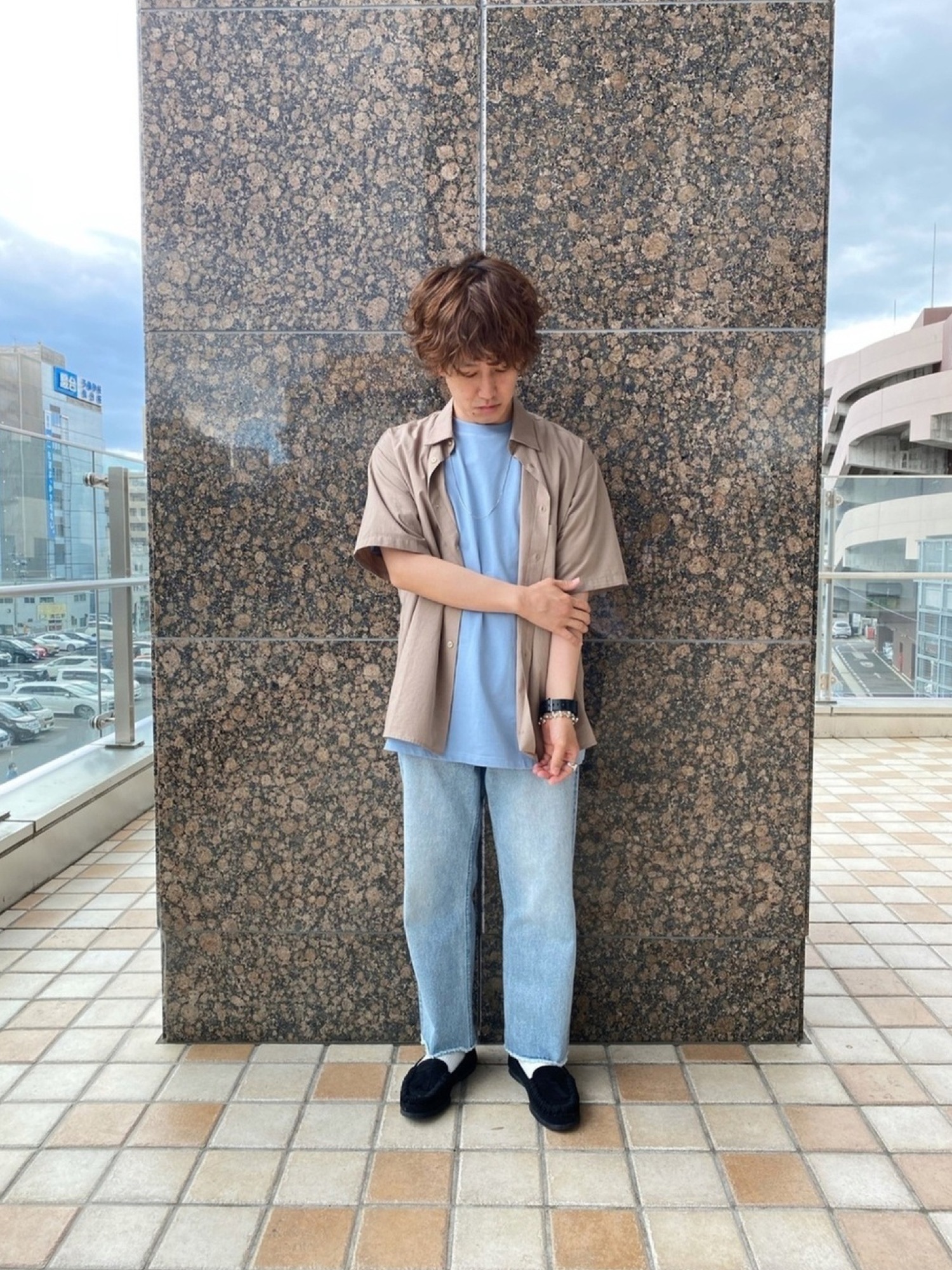 Hender Scheme エンダースキーマ slack サイズ4 ベージュ 国内6月22日発売予定】エンダー スキーマ × アディダス