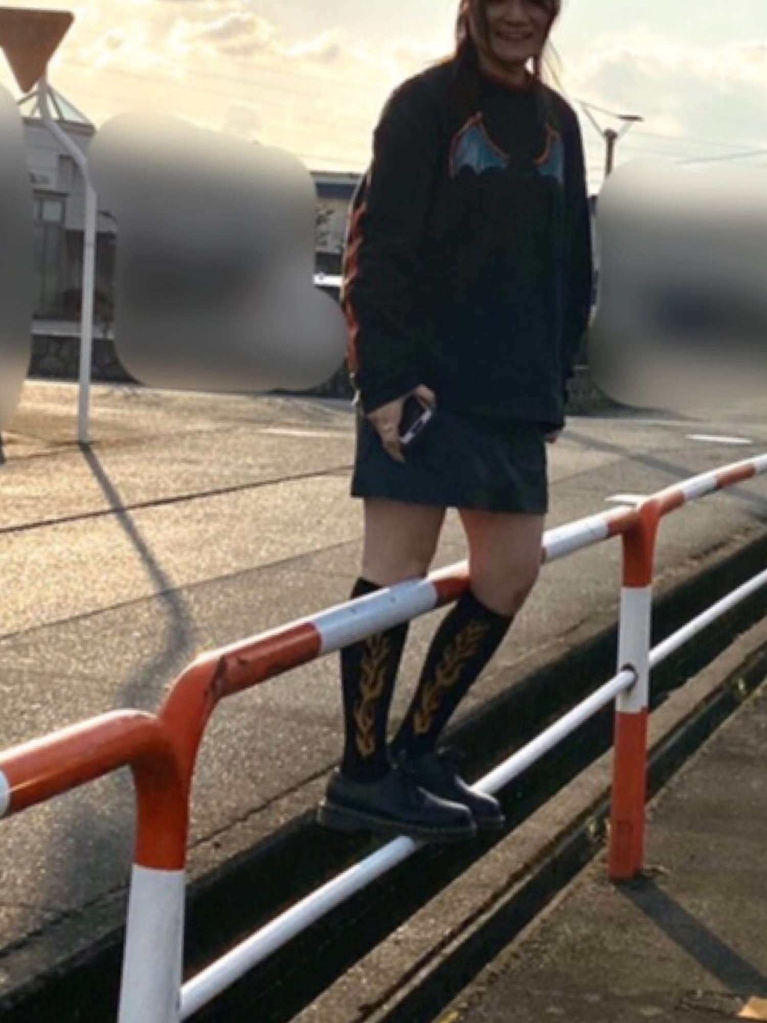 glamb（グラム）の「Lizardon long T / リザードンロンT（T