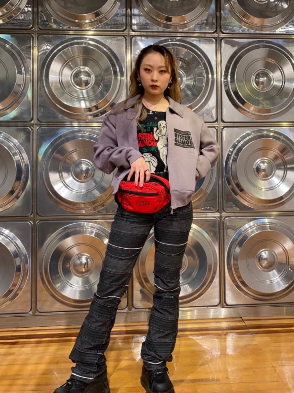 激レア逸品　ヒステリックグラマー スタッズ ボディバッグ　レッド 激レア逸品 ヒステリックグラマー スタッズ ボディバッグ レッド