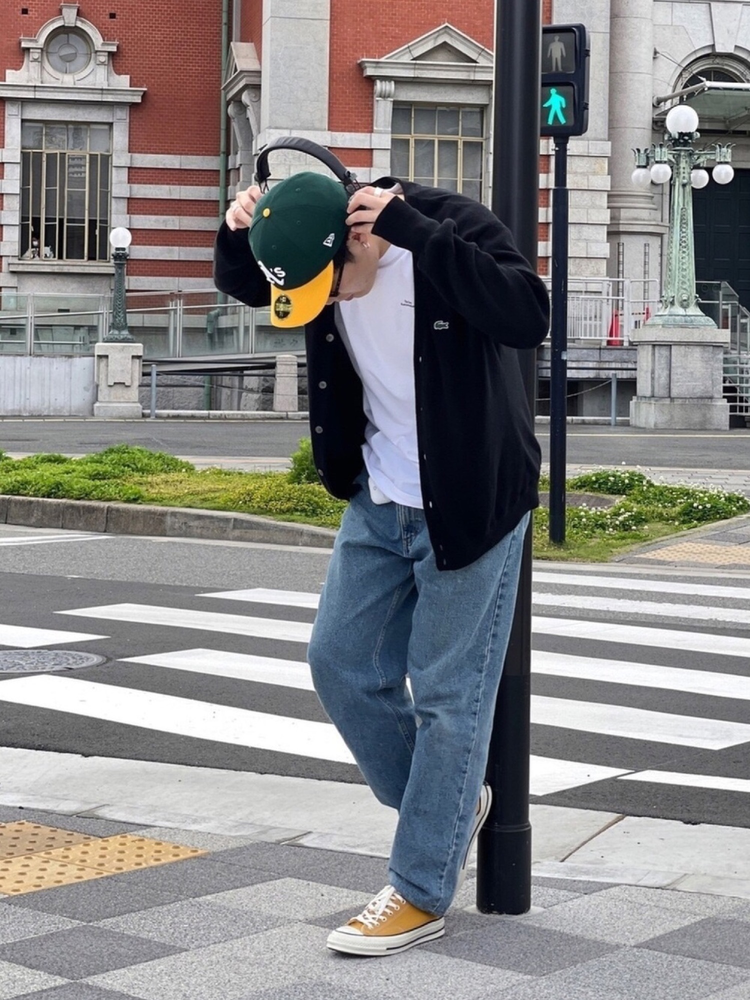 LACOSTE × BEAMS / 別注 ウール カーディガンを使った人気ファッション 