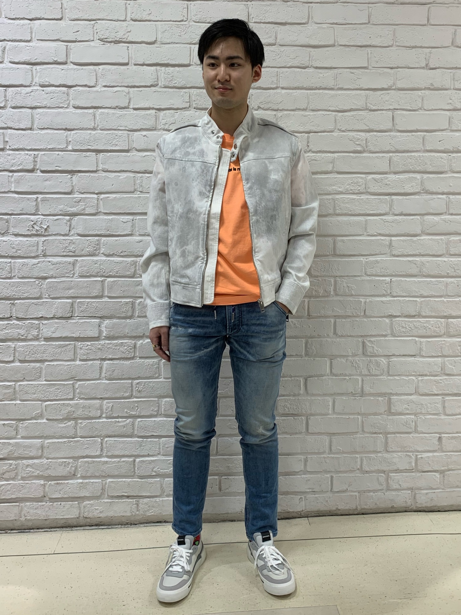 DIESEL（ディーゼル）の「メンズ ジョグジーンズ ホワイトデニム 