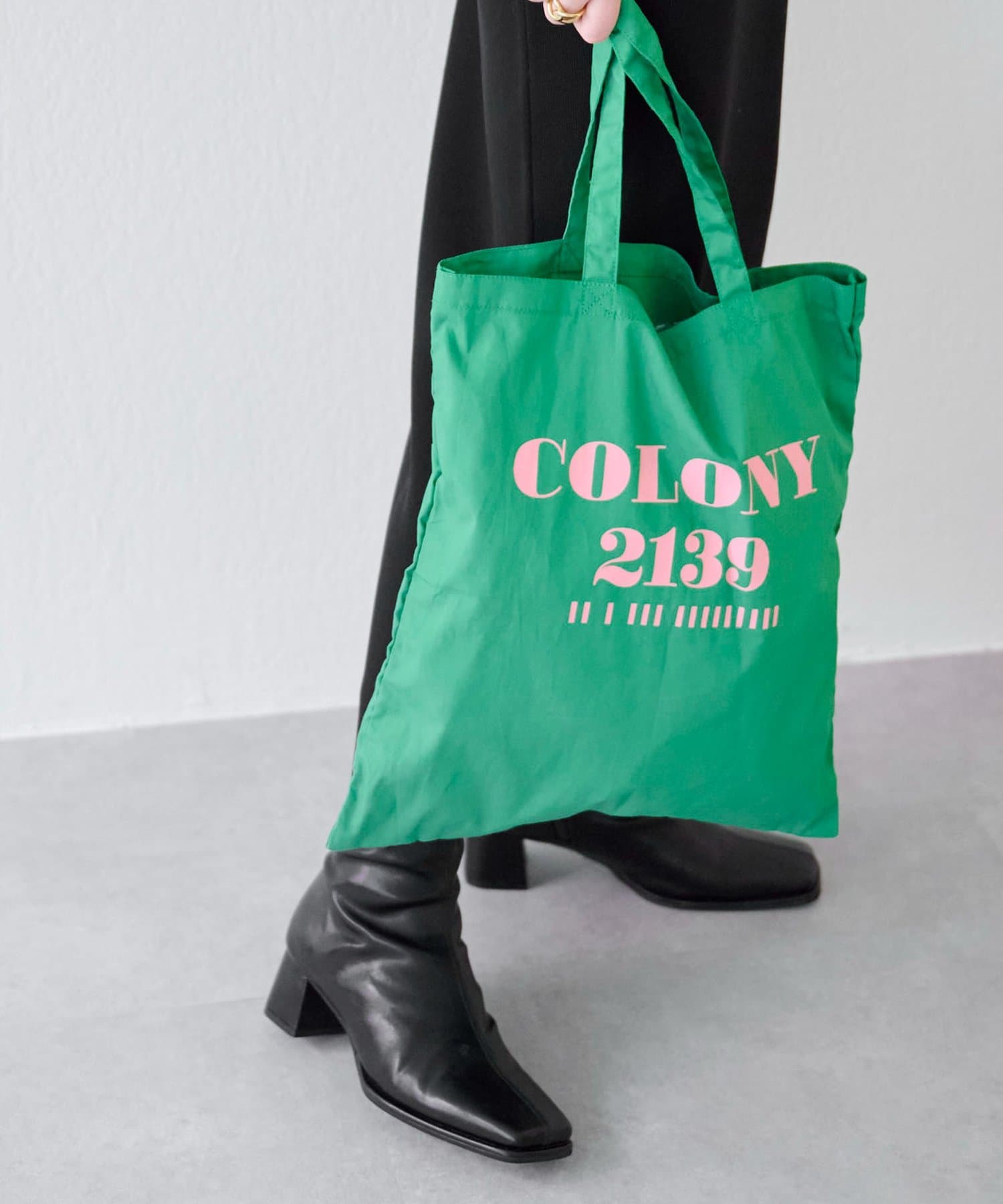 COLONY 2139（コロニートゥーワンスリーナイン）の「カラーバッグ/エコ