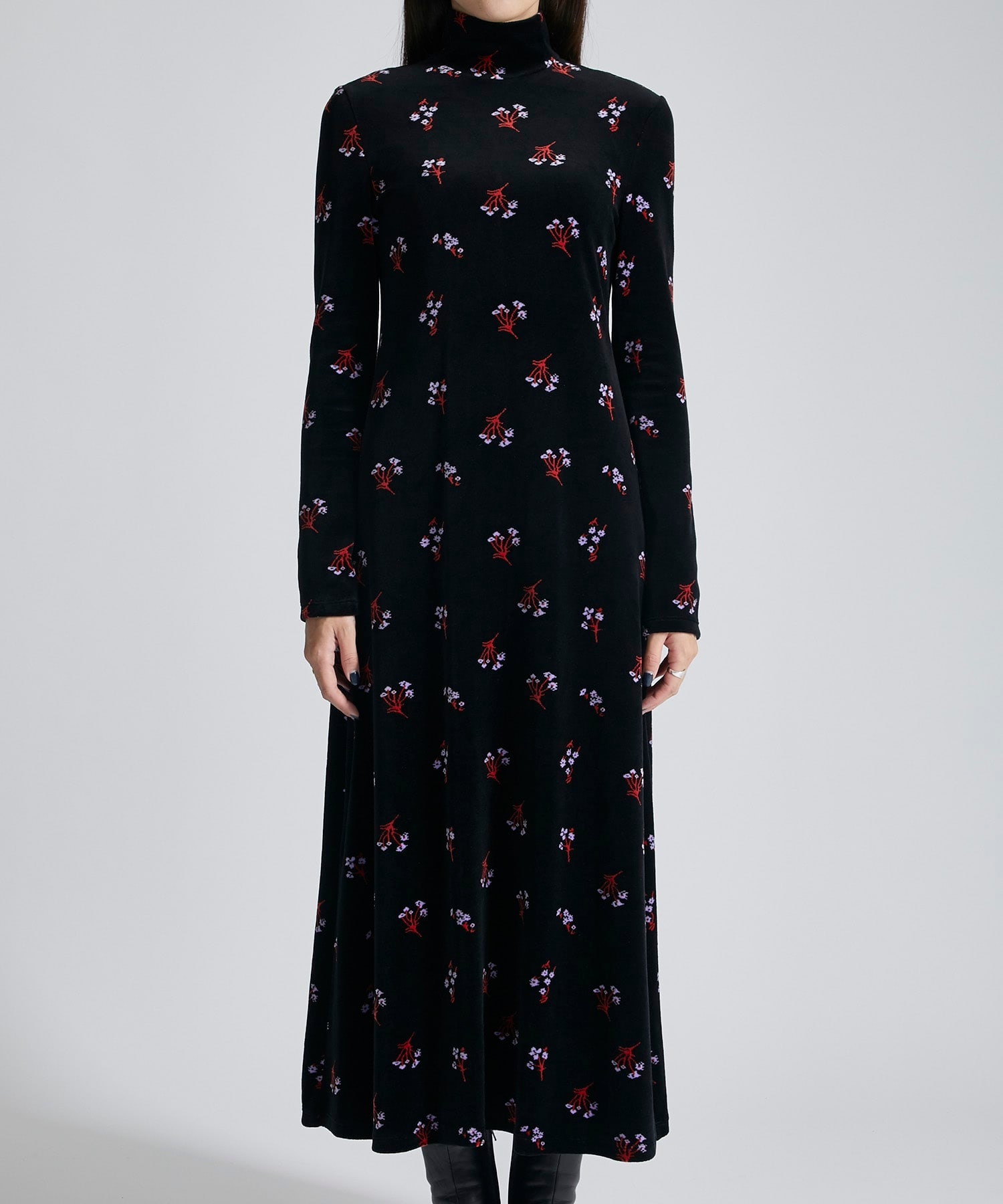 mame（マメ）の「Floral Velour Jacquard High Neck Dress（ワンピース