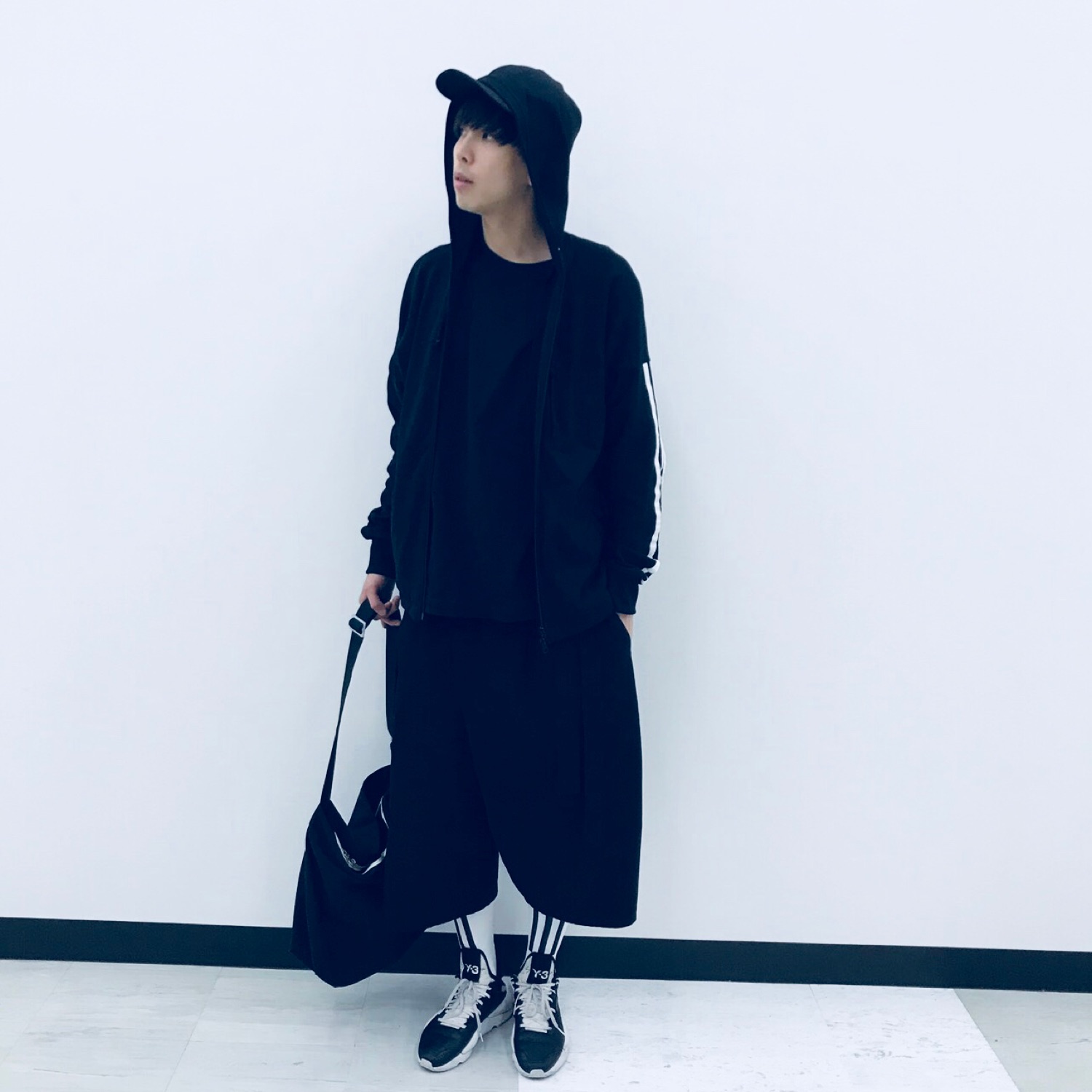 Y-3 ワイスリー M 3STP HOODY スリーストライプ フーディー Y-3 ワイスリー M 3STP HOODY スリーストライプ フーディー yohji