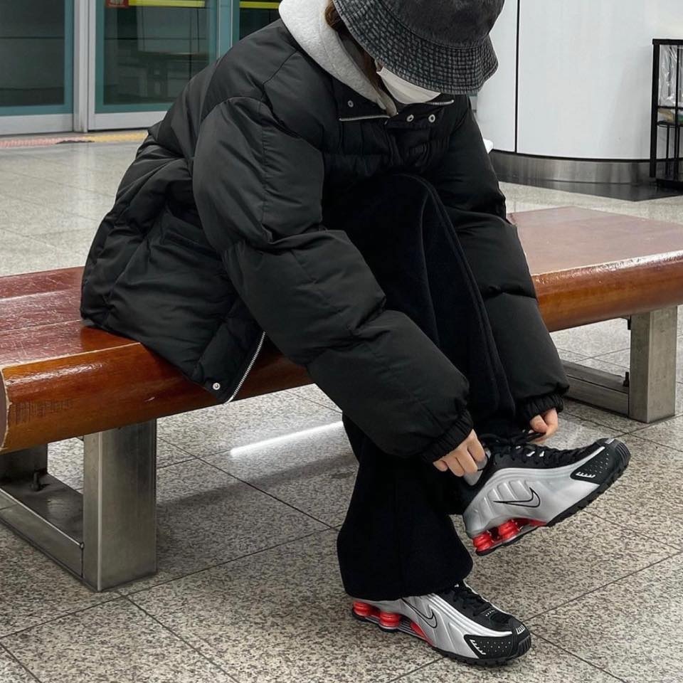 NIKE＞ SHOX R4/ショックスを使った人気ファッションコーディネート - WEAR