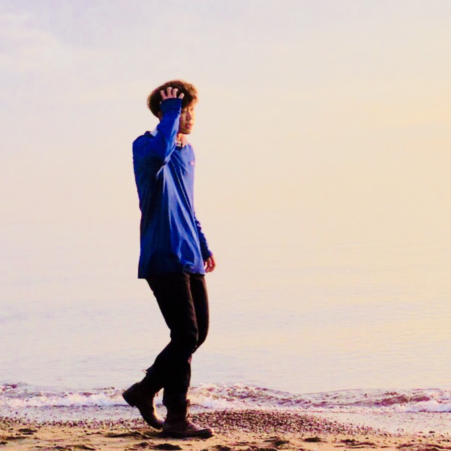 BLACK by VANQUISHのセットアップを使った人気ファッション