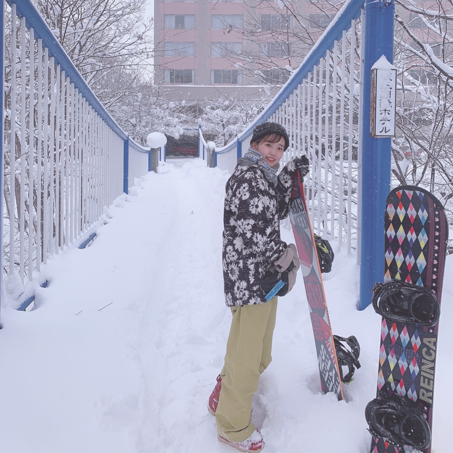 UNITED TOKYO（ユナイテッドトウキョウ）の「スコープレイヤードケープ
