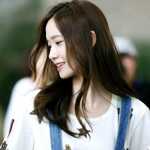 yoona啊尼呀