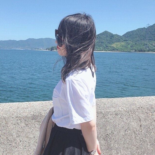 しい .